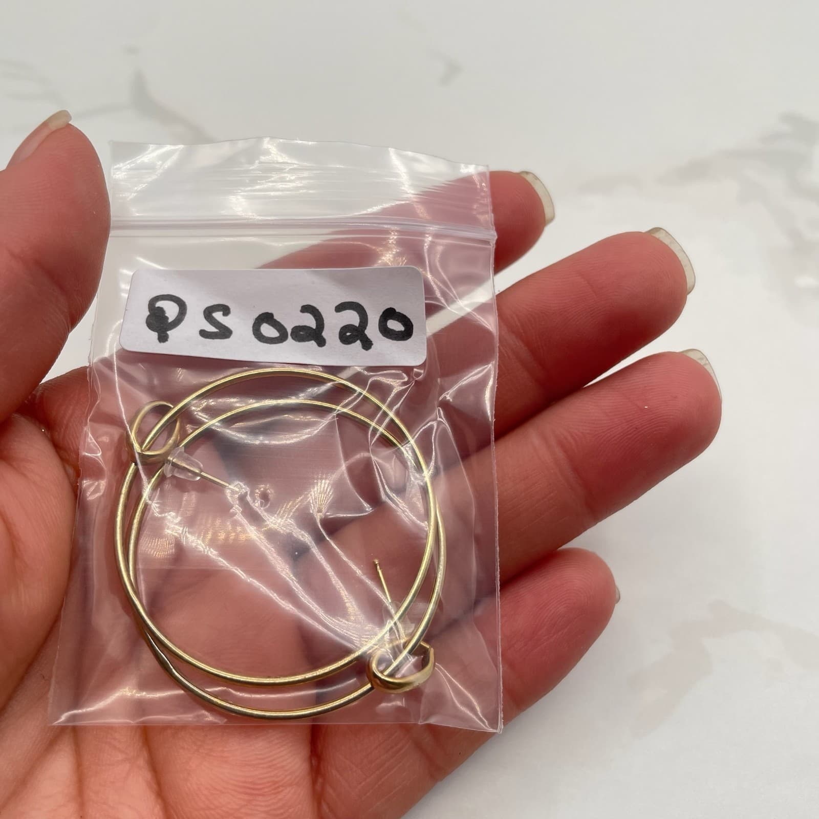 Vintage Gold Tone Circle Drop Hoop Earrings Classic Retro Costume Jewelry - Thumbnail 2