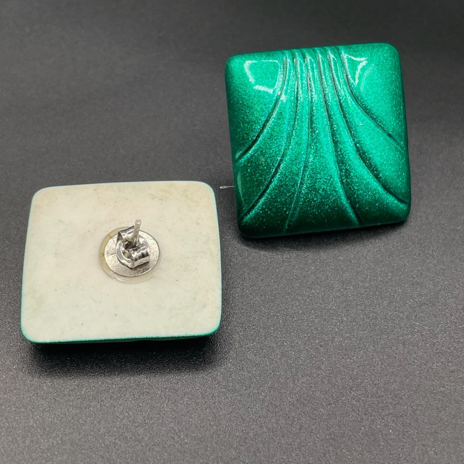 Vintage Square Green Metallic Clip-On Earrings Butterfly Back - Thumbnail 5