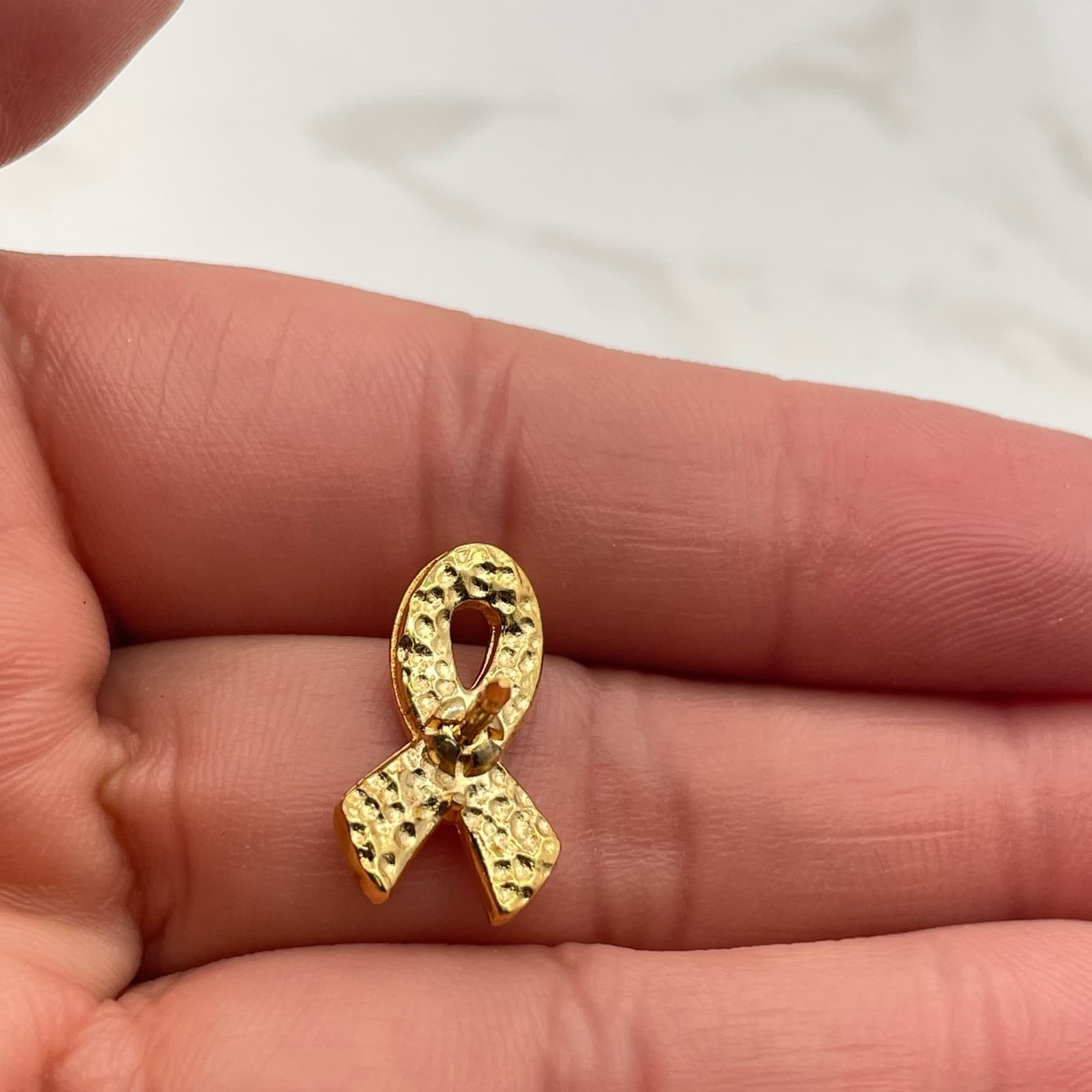 Vintage Breast Cancer Awareness Ribbon Lapel Pin Pink Enamel Gold Tone Butterfly - Thumbnail 6