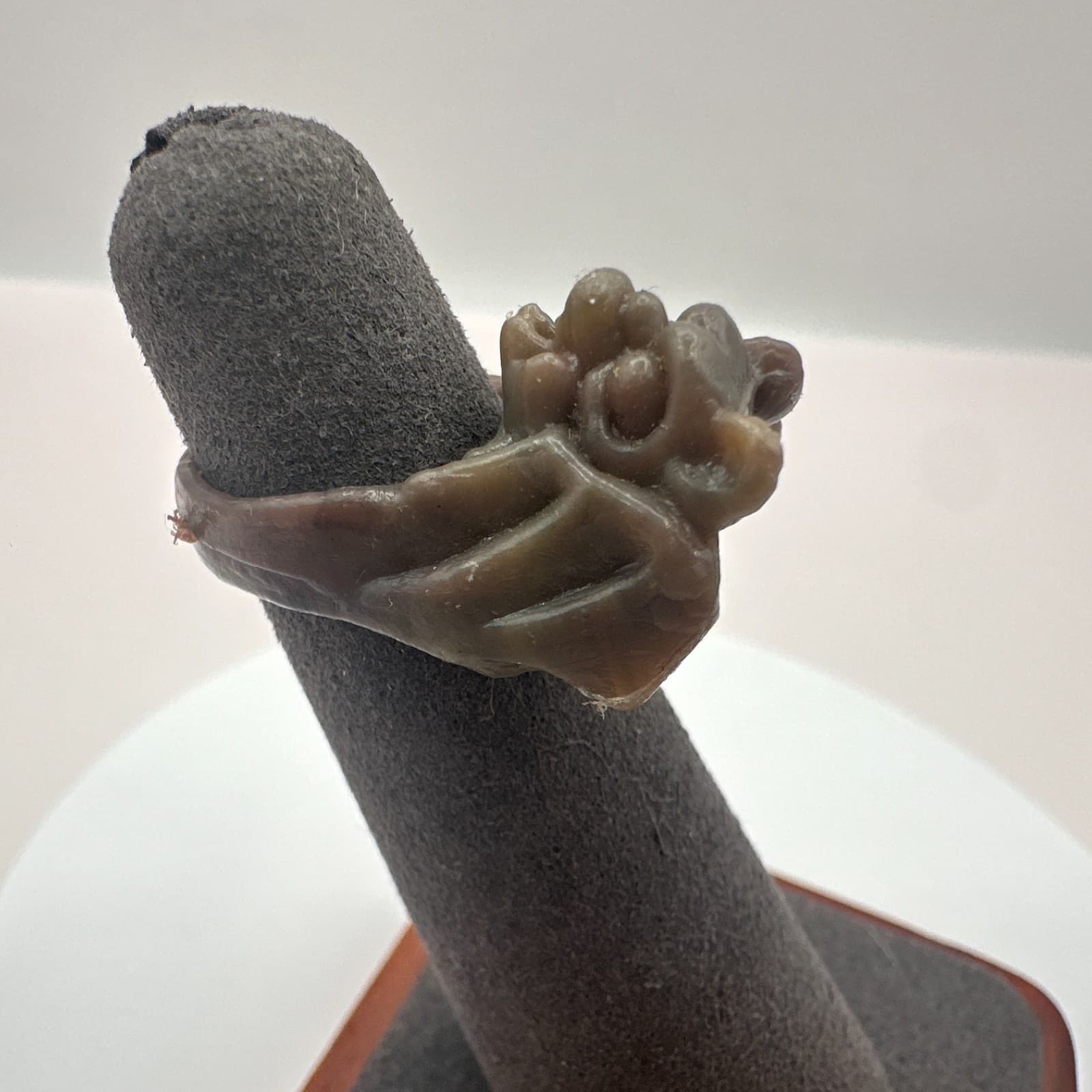 Vintage 80s Carved Water Buffalo Horn Ring Organic Sculptural Statement Jewelry - Thumbnail 4