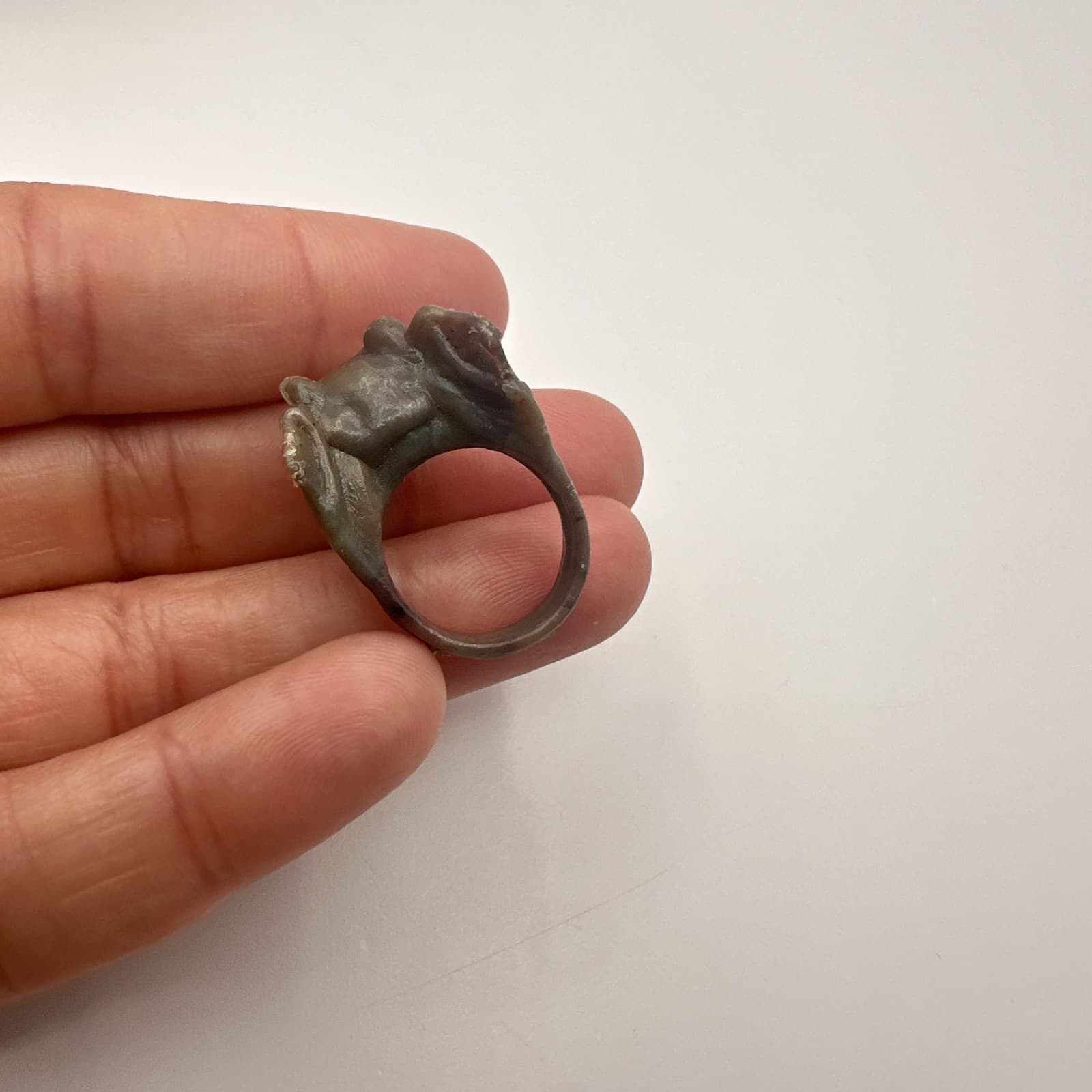 Vintage 80s Carved Water Buffalo Horn Ring Organic Sculptural Statement Jewelry - Thumbnail 6