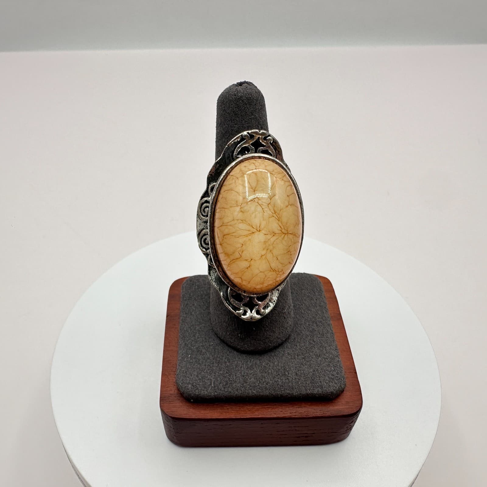 Vintage 80s Yellow Agate Silver Tone Statement Ring Oval Cabochon Bezel Jewelry - Thumbnail 2