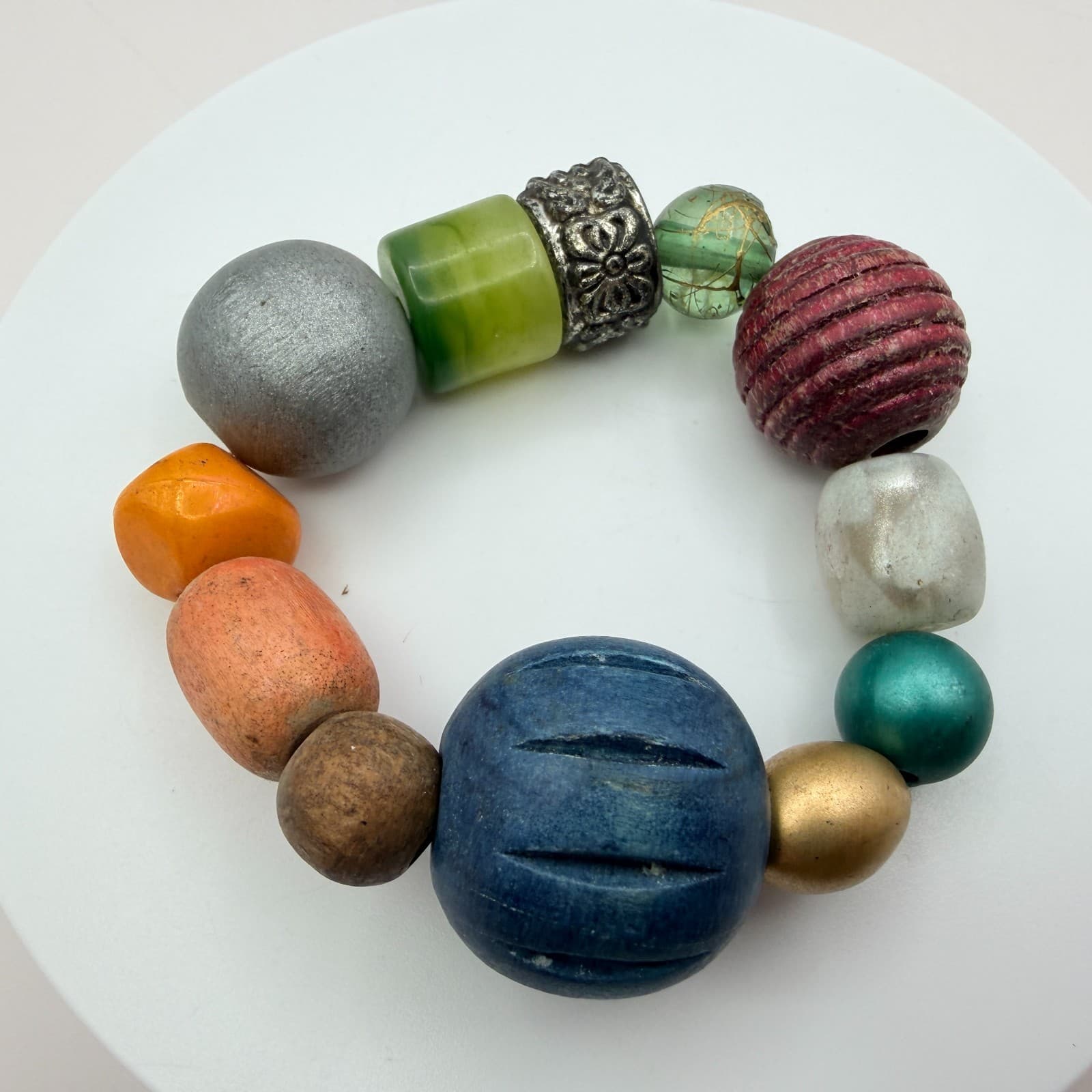 Vinatge Y2K Artisan Bead Bracelet Featuring Central Blue Bead Statement Jewelry - Thumbnail 6