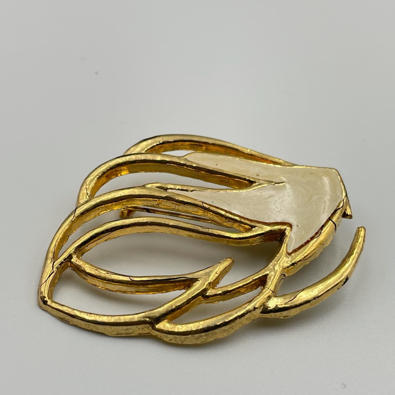 Vintage VTG Small Chunky Gold Tone Huggie Earrings Faceted Geometric Stud Post - Thumbnail 7