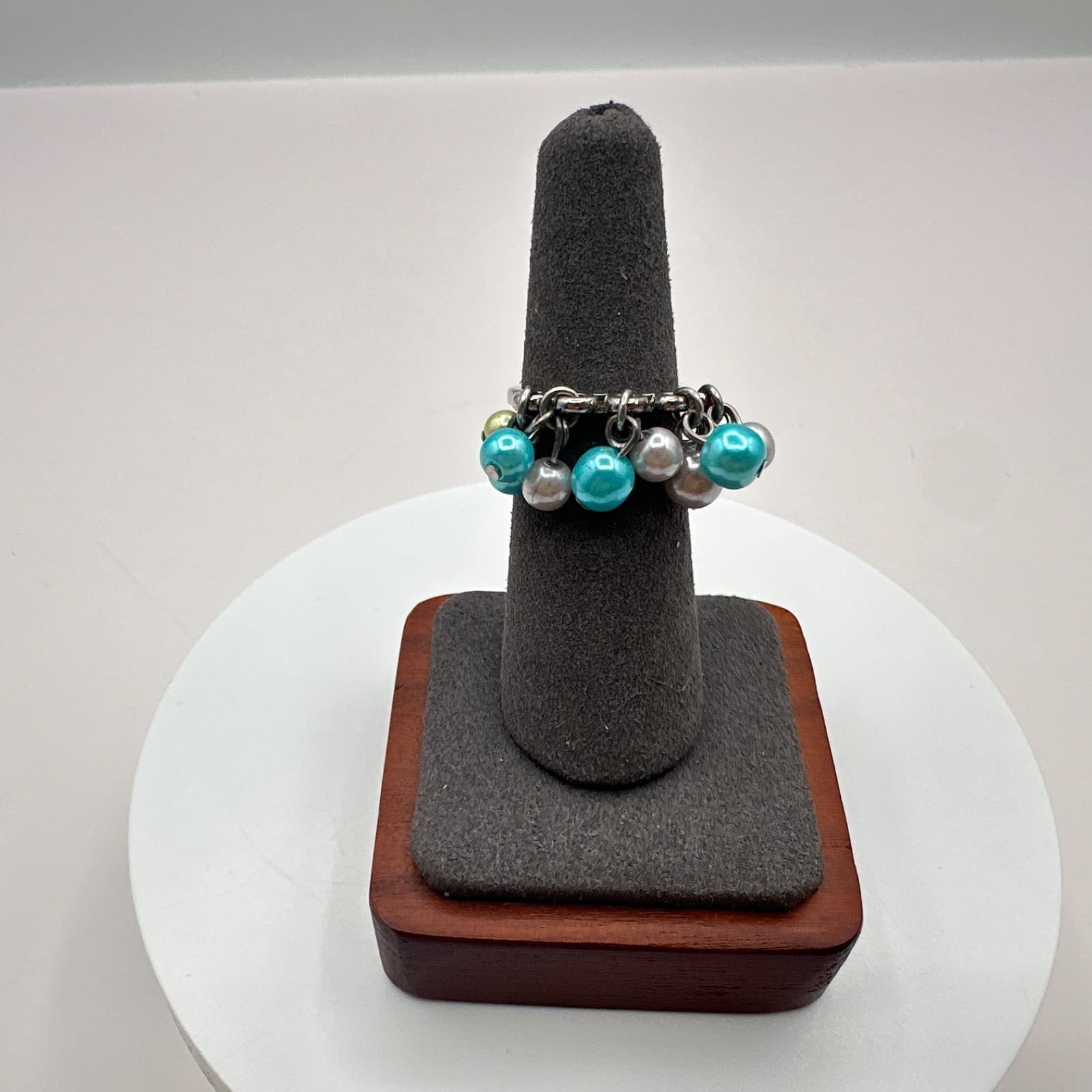 Vintage 80s Multi Pearl Dangle Charm Ring Silver Mesh Band Statement Jewelry - Thumbnail 6