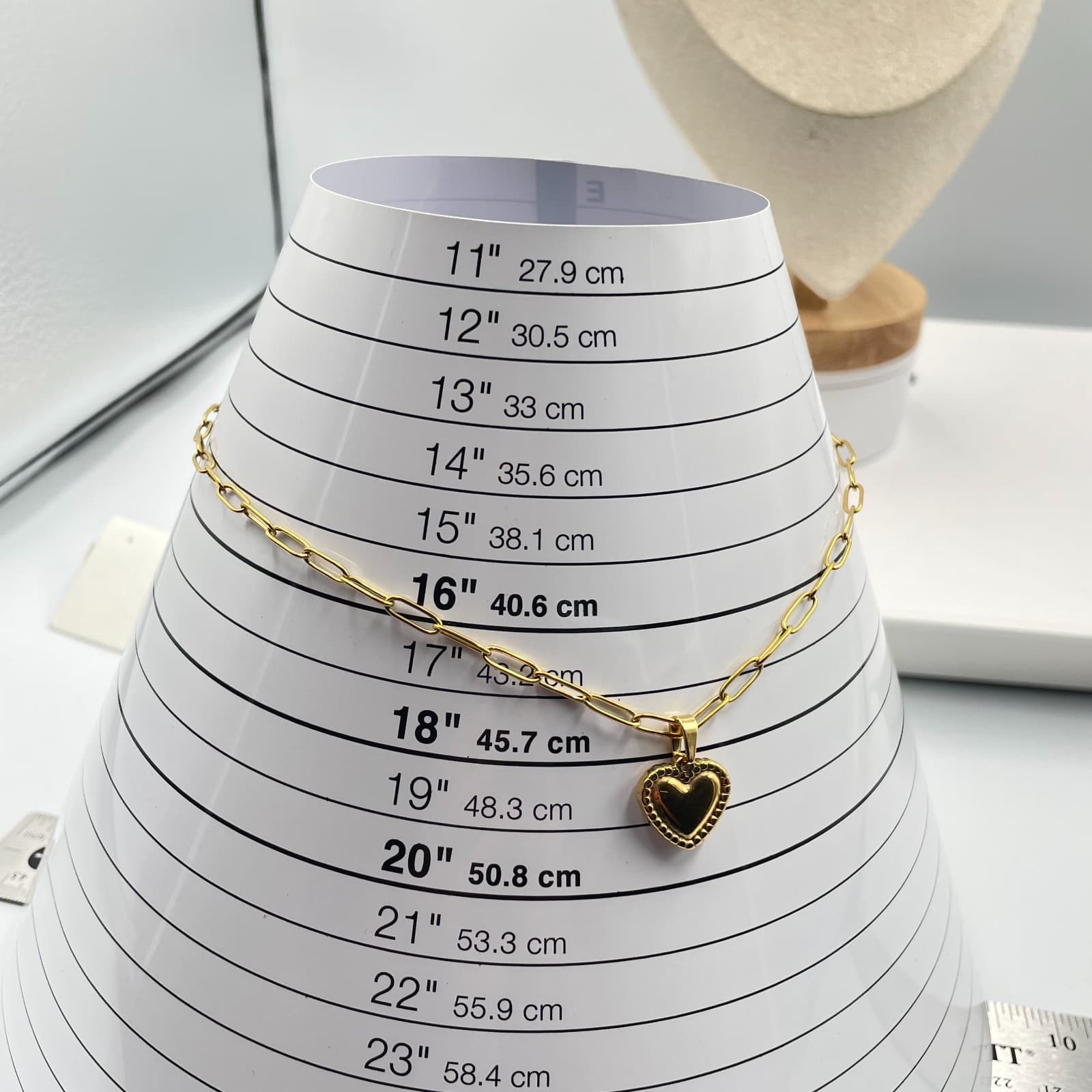 Fashion Gold-Tone Paperclip Chain Metal Puffy Heart Pendant Lobster Necklace - Thumbnail 7