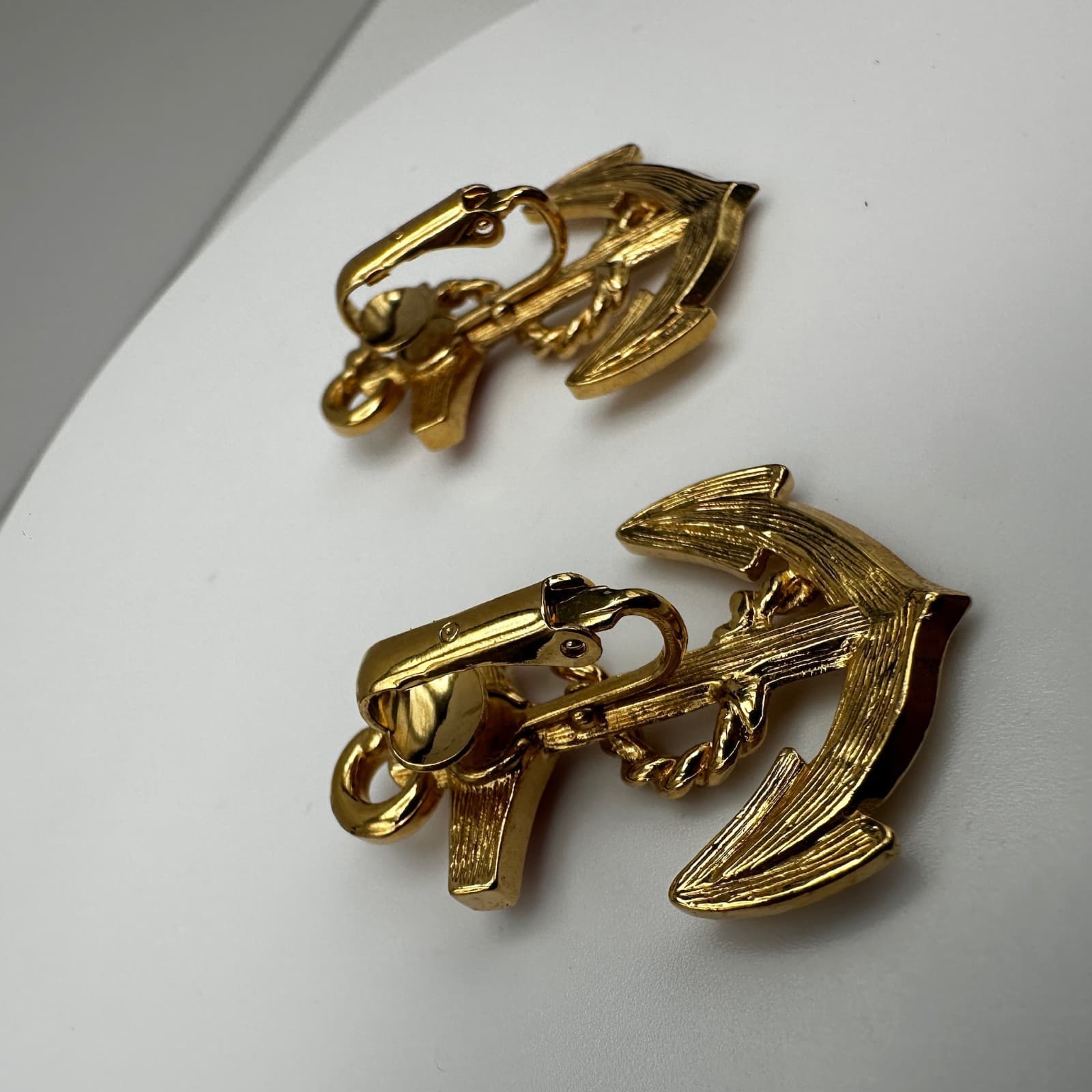 Vintage 90s Avon Anchors Aweigh Red Enamel Nautical Clip-On Earrings Jewelry - Thumbnail 5