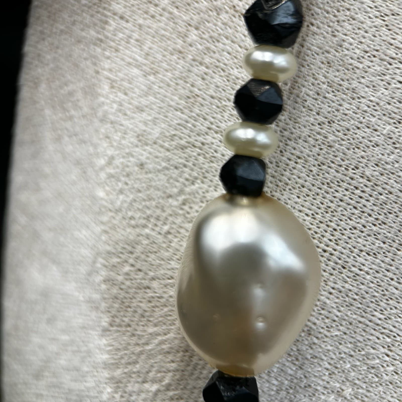 Vintage Black Agate and White Cultured Pearl Beaded Necklace Fashion 19'' - Thumbnail 7