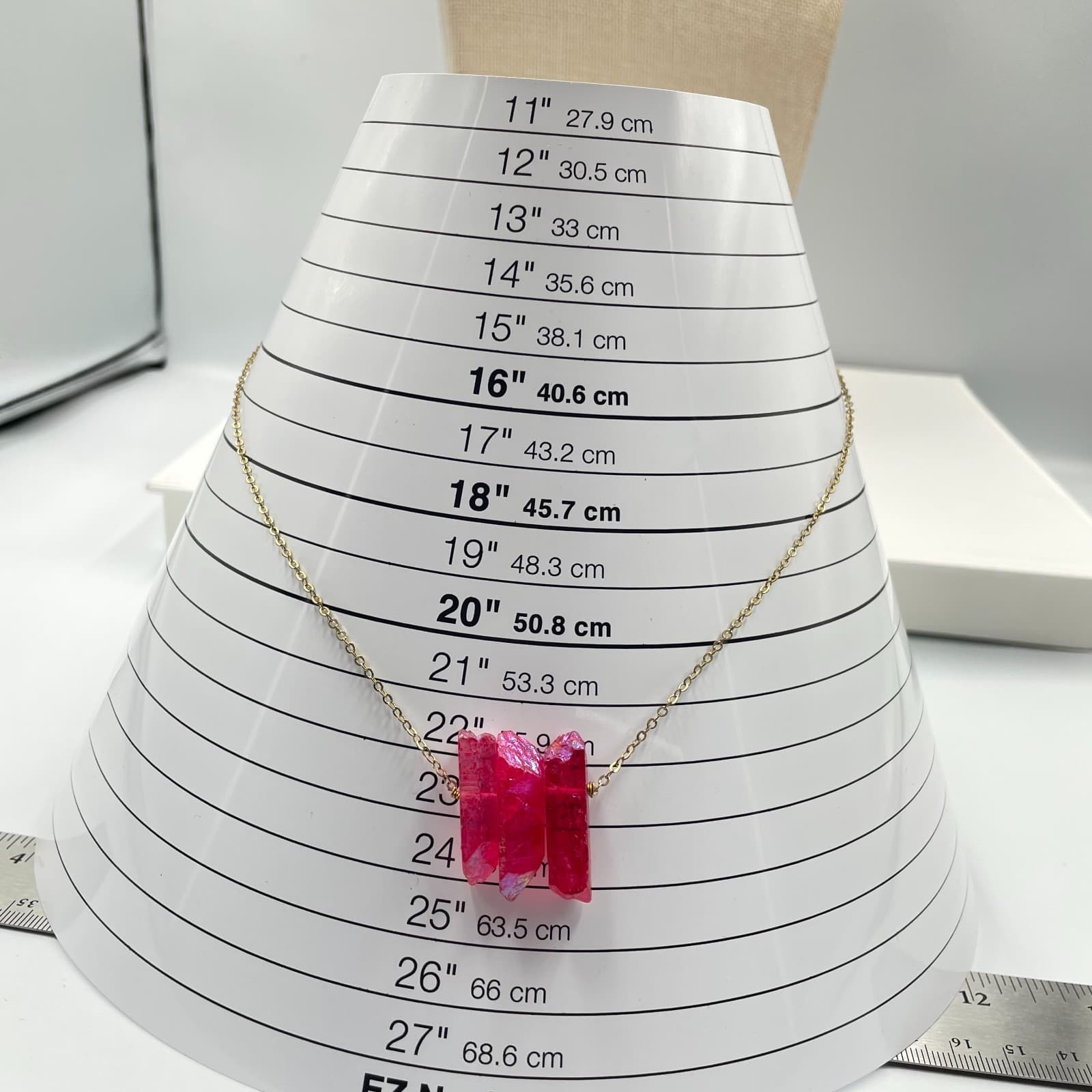 Gold-Tone Iridescent Sheen Raw Quartz Crystal Points Pendant Push Lock Necklace - Thumbnail 7