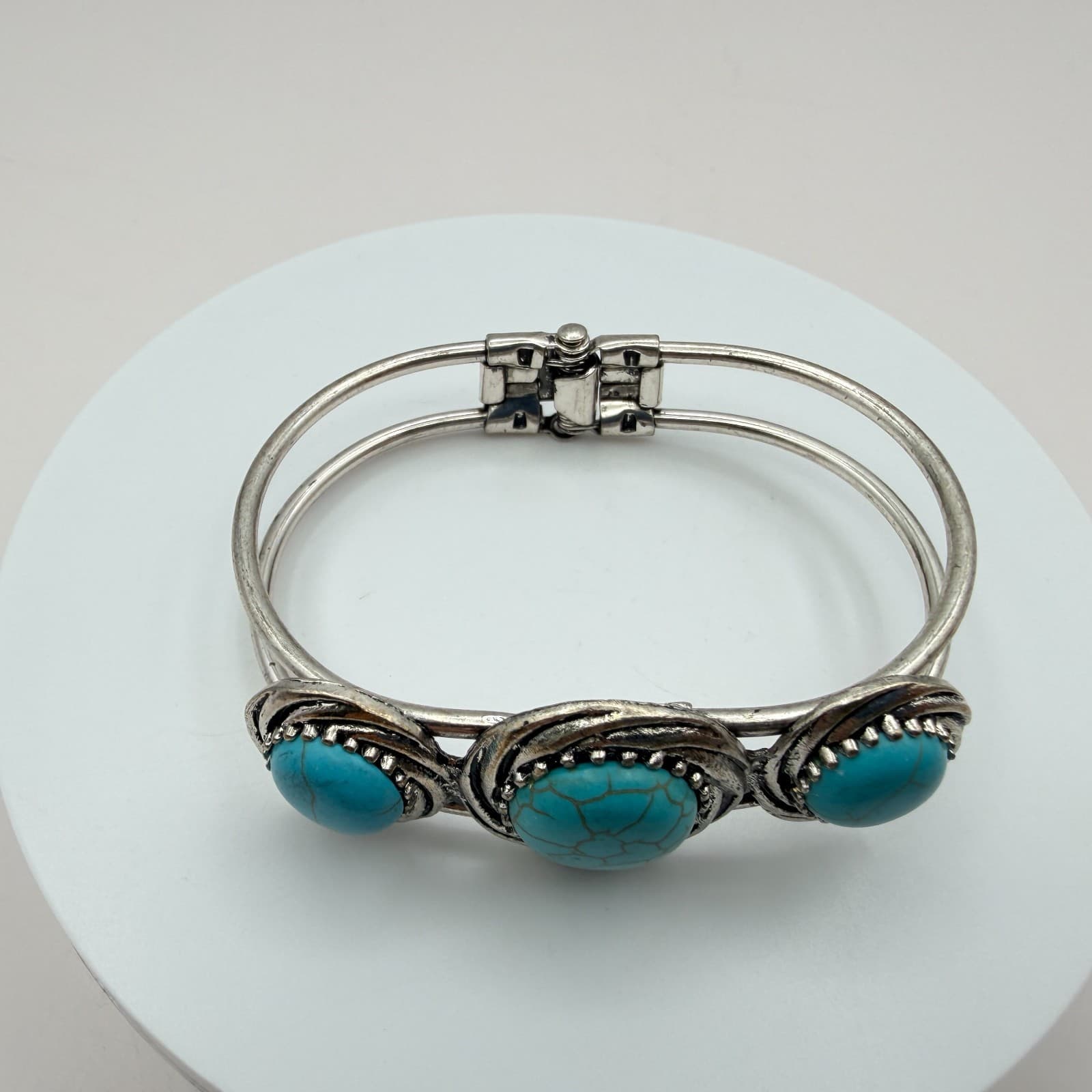 Vintage Y2K Silver Tone Bangle Bracelet Faux Turquoise Cabochon Stones Jewelry - Thumbnail 9