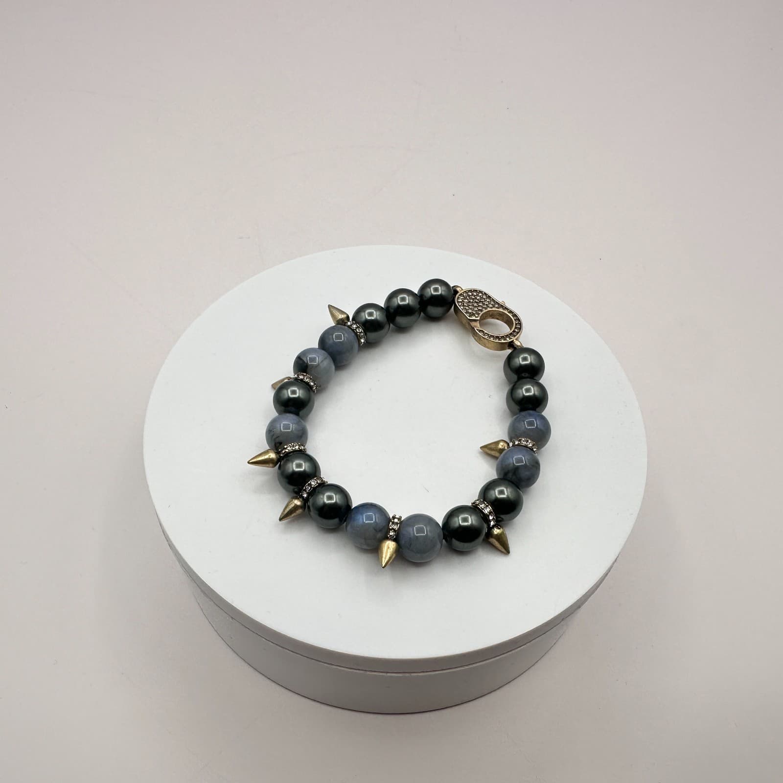 Vintage 80s Beaded Stretch Bracelet Slate Grey Hematite Gold Tone Spikes Jewelry - Thumbnail 5