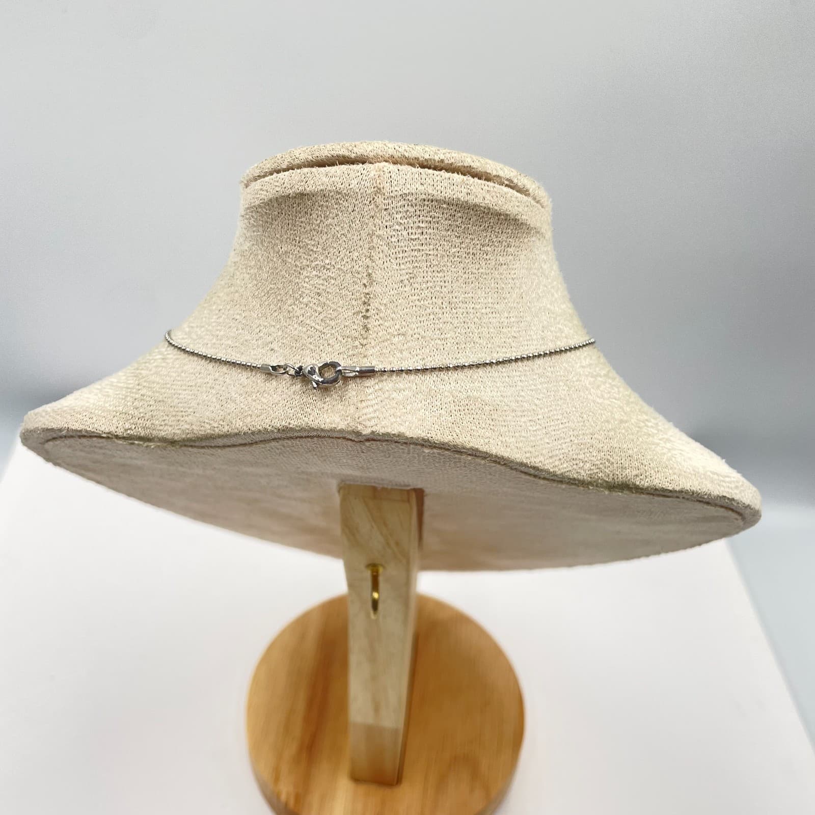 Hobby-Theme Silver-Tone Delicate Chain Intricate Cubic Filigree Pendant Necklace - Thumbnail 6