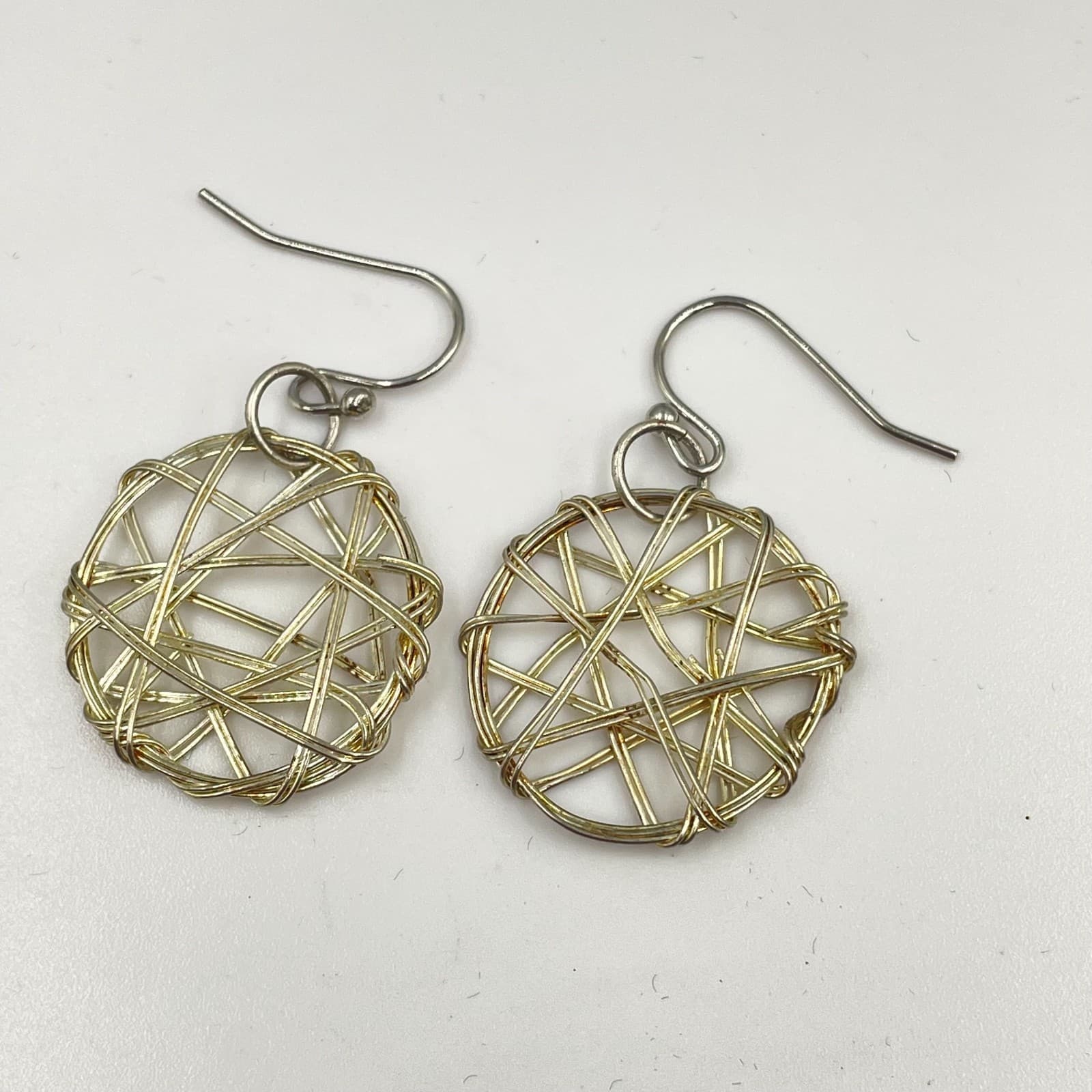 Y2K Silver-Tone Zingara Yuli Design Star Wreath Wire Wrapped Nest Round Earrings - Image 1