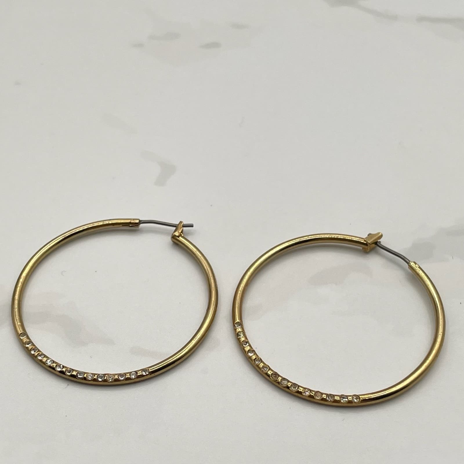 Vintage Gold-Tone Endless Hoop Earrings with Clear Rhinestones Round Fashion - Thumbnail 8