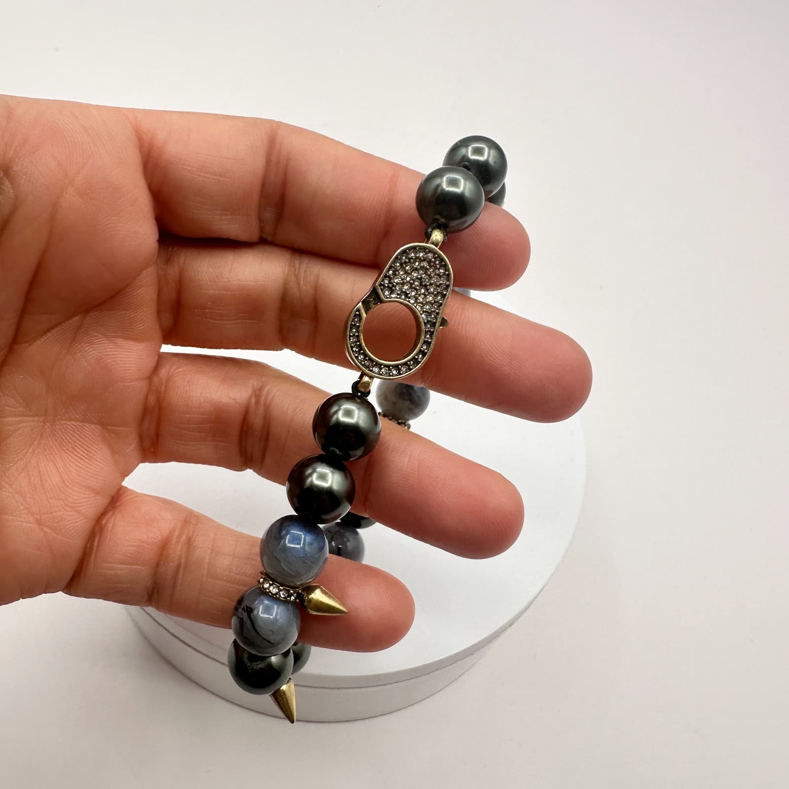 Vintage 80s Beaded Stretch Bracelet Slate Grey Hematite Gold Tone Spikes Jewelry - Thumbnail 6