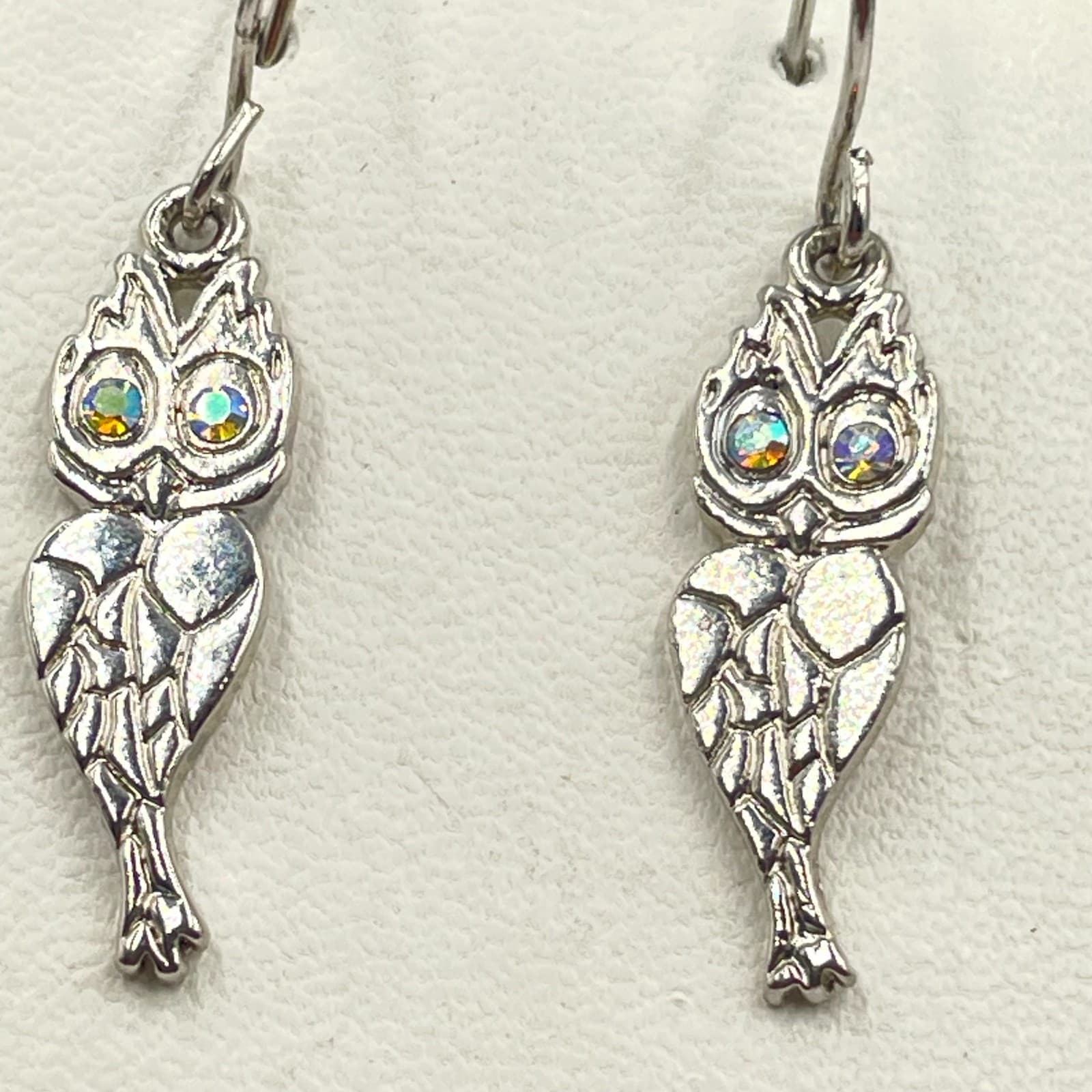 Vintage Silver-Tone Textured Metal Iridescent Rhinestone Eye Owl Dangle Earrings - Thumbnail 3