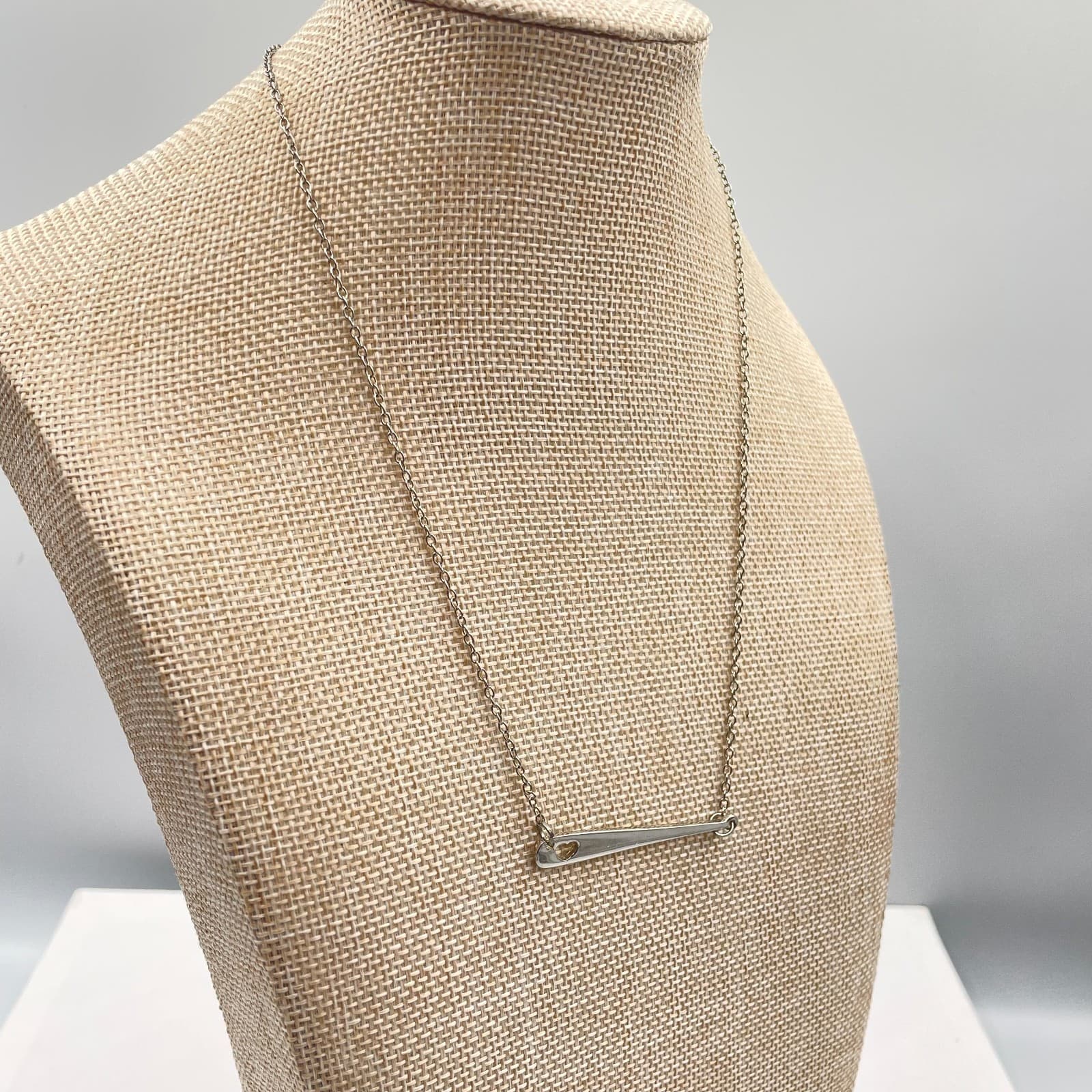 Silver-Tone Oval Link Chain Enthusiast Baseball Bat Pendant Lobster Necklace - Thumbnail 5