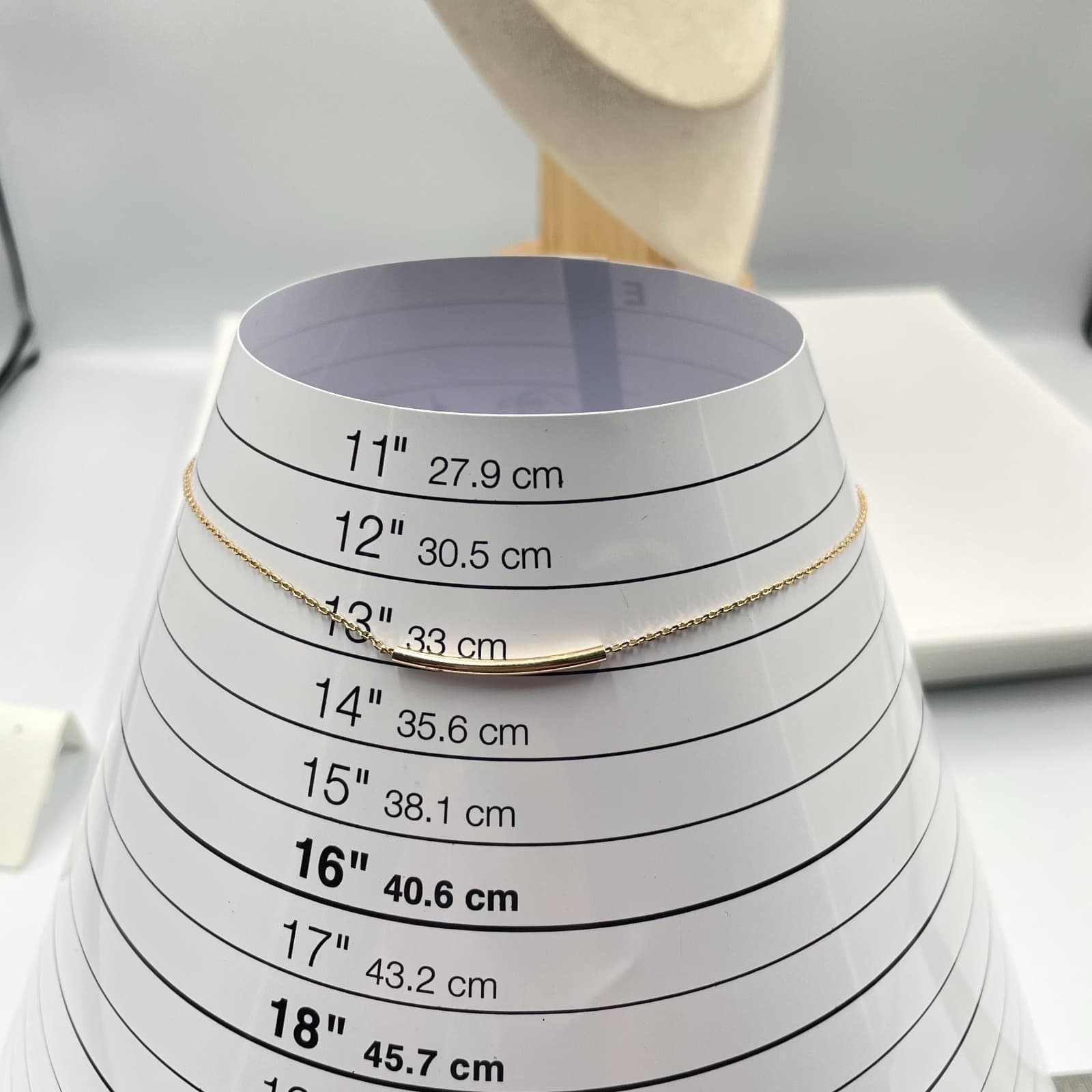 Contemporary Gold-Tone Classic Fashion Oval Chain Bar Pendant Lobster Necklace - Thumbnail 7