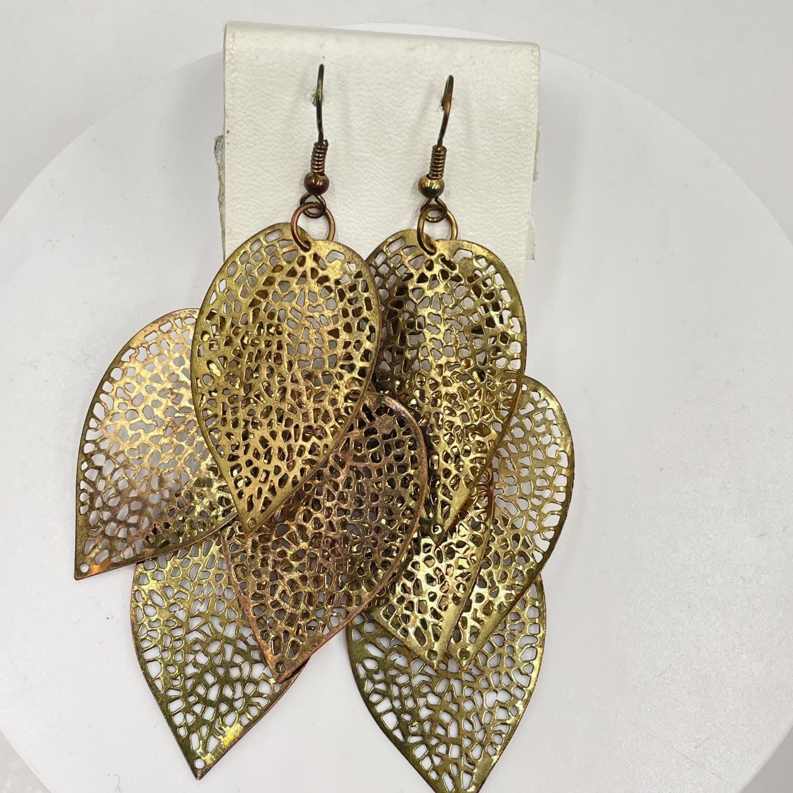 Vintage Gold-Tone Laser-Cut Filigree Cluster Leaf Cascade Dangle Drop Earrings - Thumbnail 3