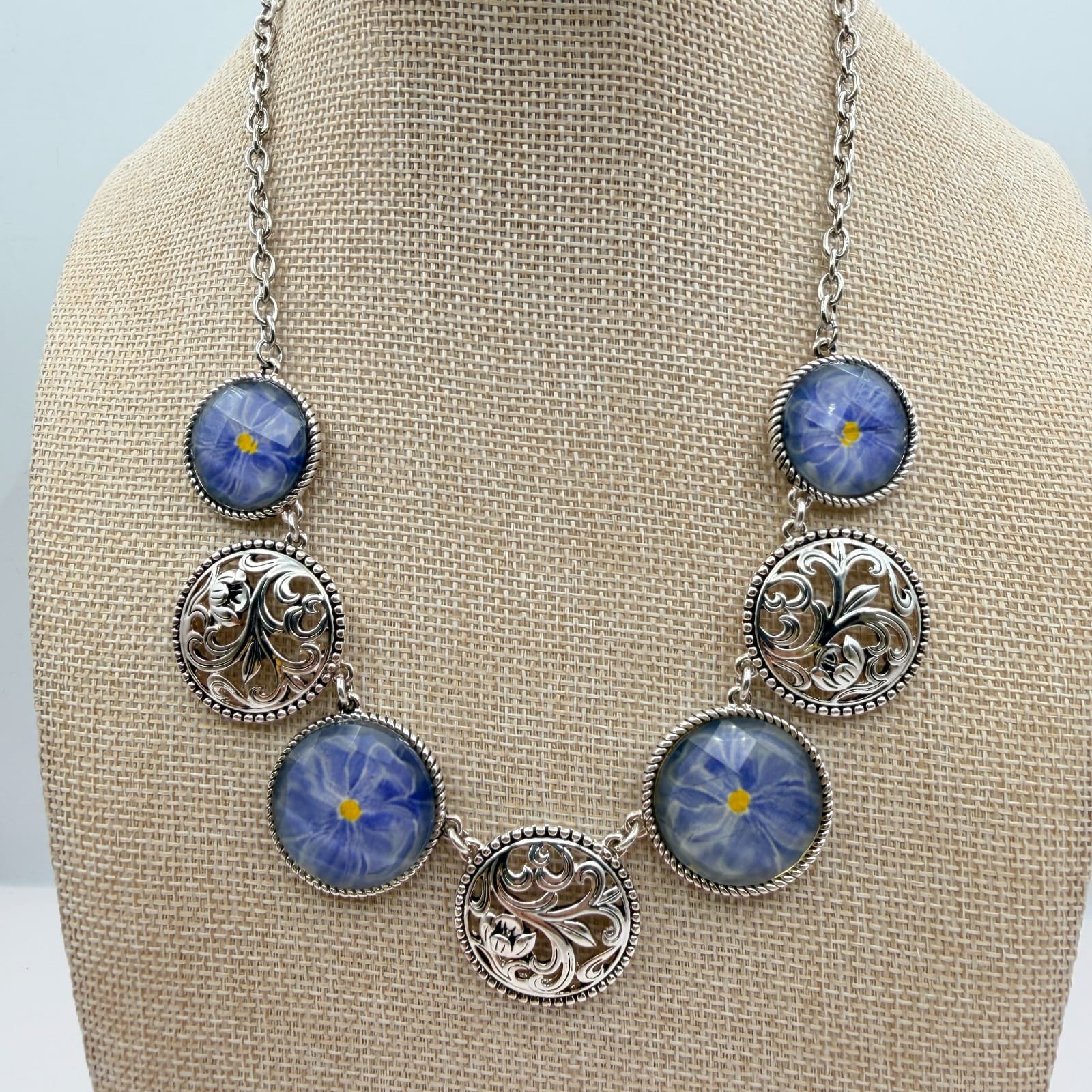 Vintage 90s Silver Tone Blue Flower Glass Cabochon Classic Fashion Jewelry Set - Thumbnail 2