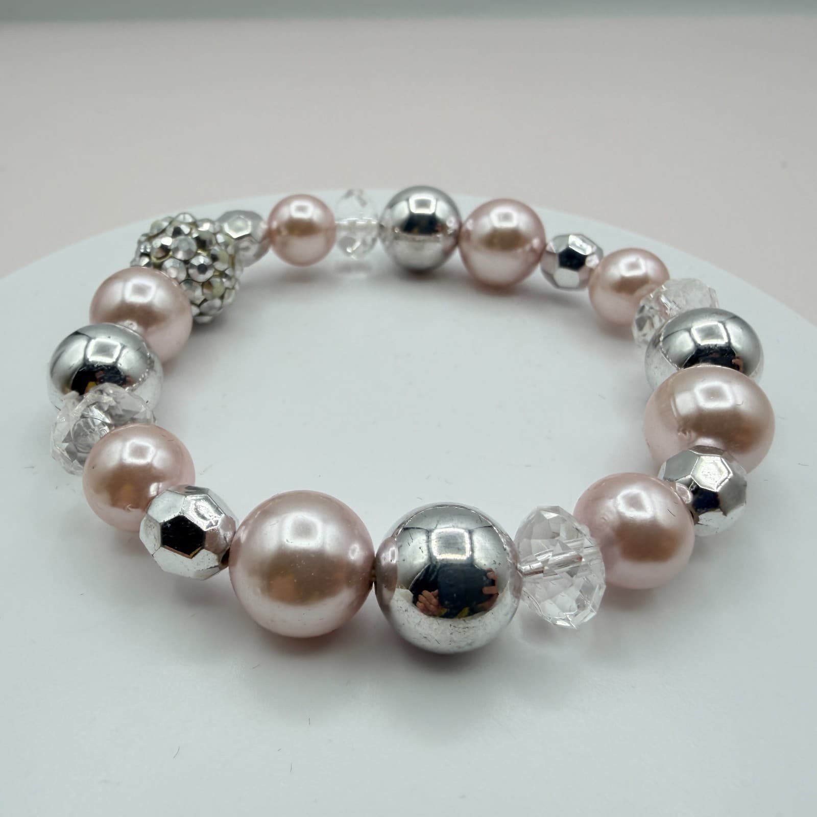 Vintage 90s Silver Tone Pink Faux Pearl Beaded Stretch Bracelet Women's Jewelry - Image 1