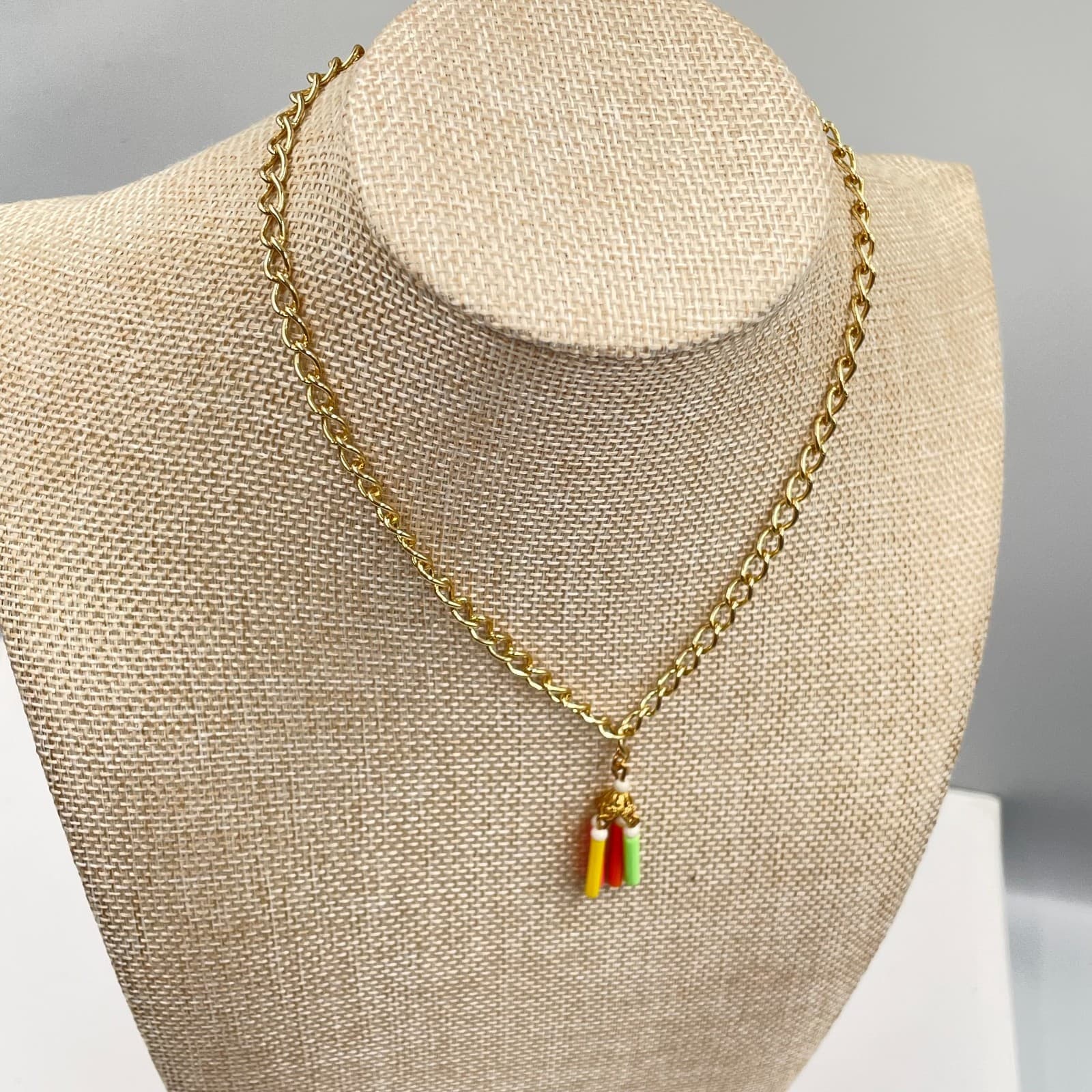 Vintage Bohemian Gold-Tone Chain Neon-Colored Tassels Charm Pendant Necklace - Thumbnail 5