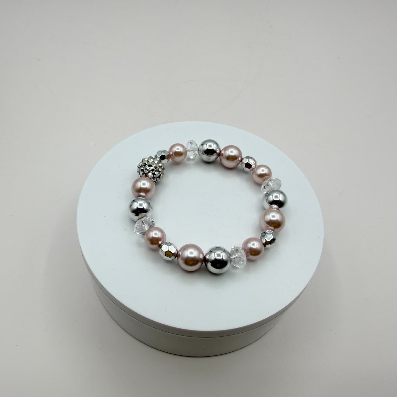 Vintage 90s Silver Tone Pink Faux Pearl Beaded Stretch Bracelet Women's Jewelry - Thumbnail 2
