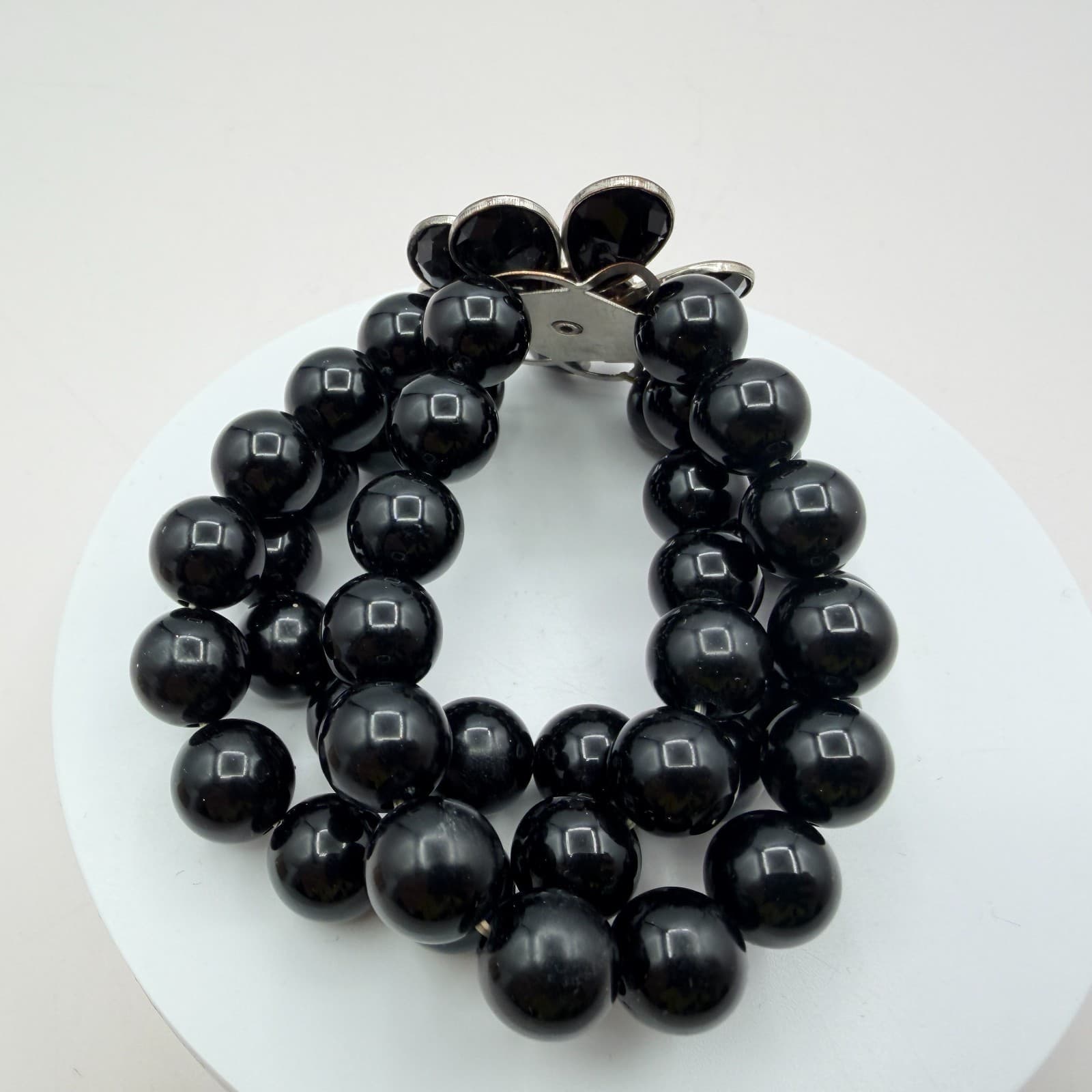 Vintage 90s Black Glass Bead Triple Strand Bracelet Silver Tone Flower Floral - Thumbnail 7