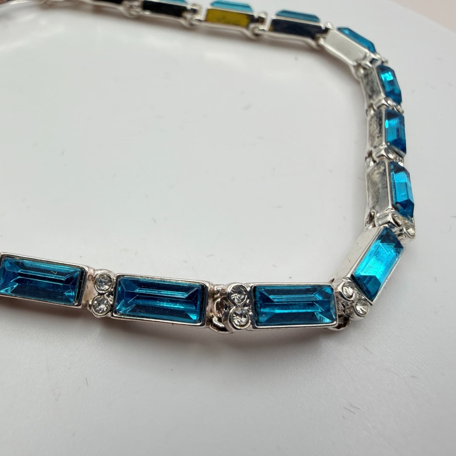 Vintage 90s SilverTone Blue Glass Baguette Link Bracelet Fashion Women's Jewelry - Thumbnail 8