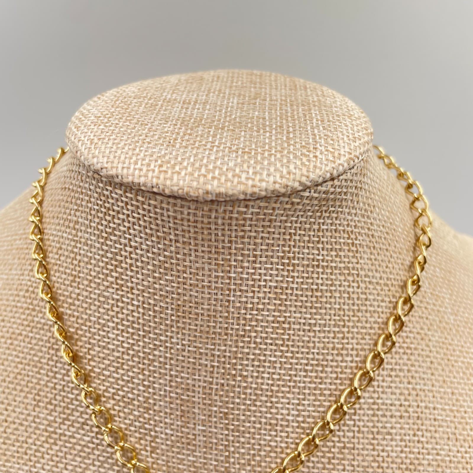 Vintage Bohemian Gold-Tone Chain Neon-Colored Tassels Charm Pendant Necklace - Thumbnail 2