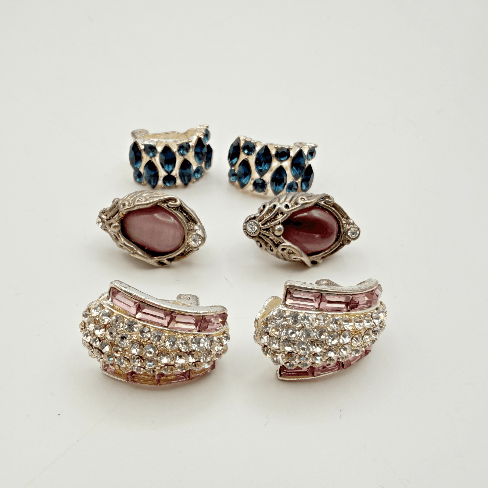 Vintage 90s Silver Tone Glass Rhinestone Earrings Set Women's Fashion Jewelry - Image 1