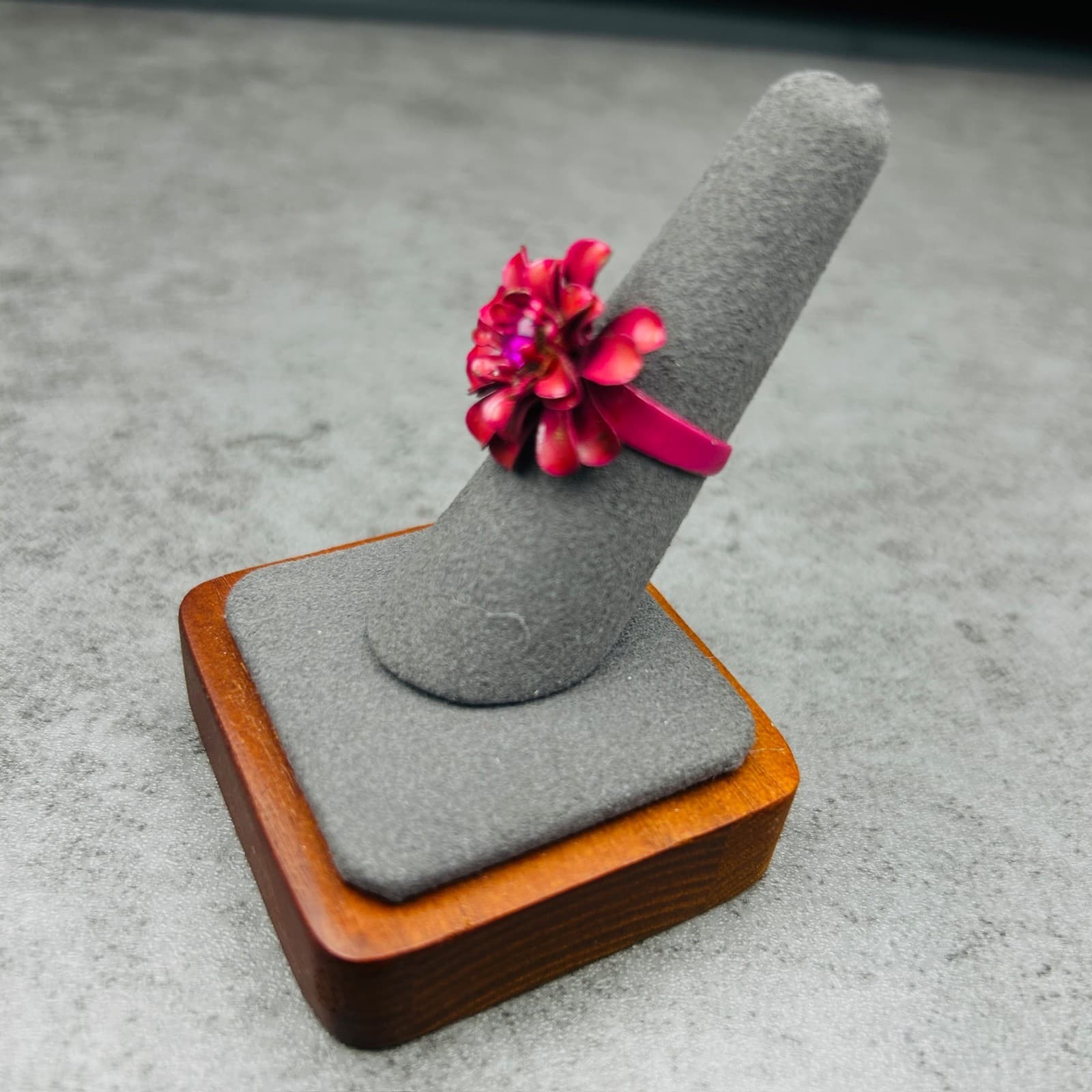 Vintage Pink Enamel Flower Ring w/ Fuchsia Rhinestone Center Statement - Thumbnail 5