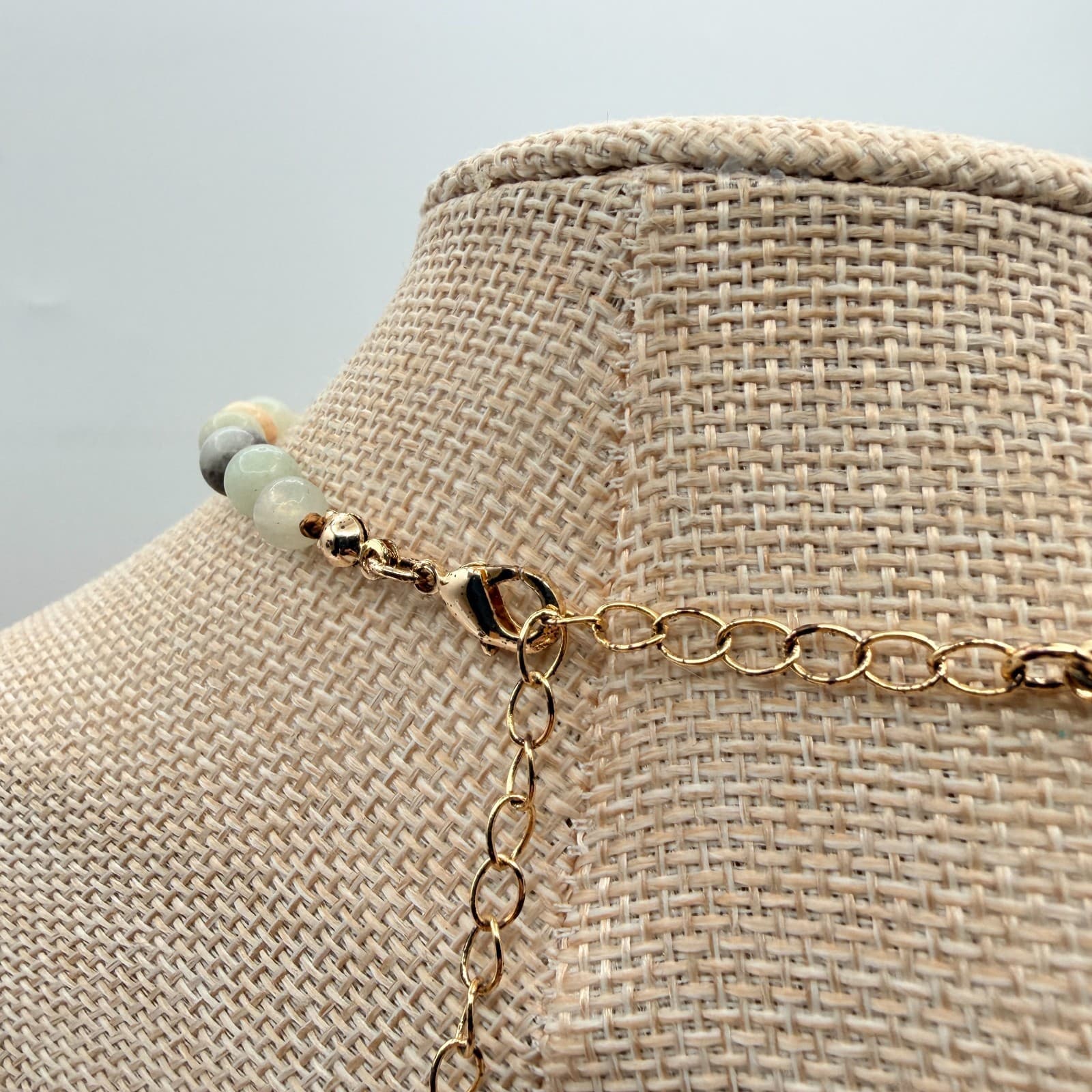 Vintage Y2K Gold Tone Beaded Knotted Necklace Women's Classic Fashion Jewelry - Thumbnail 7