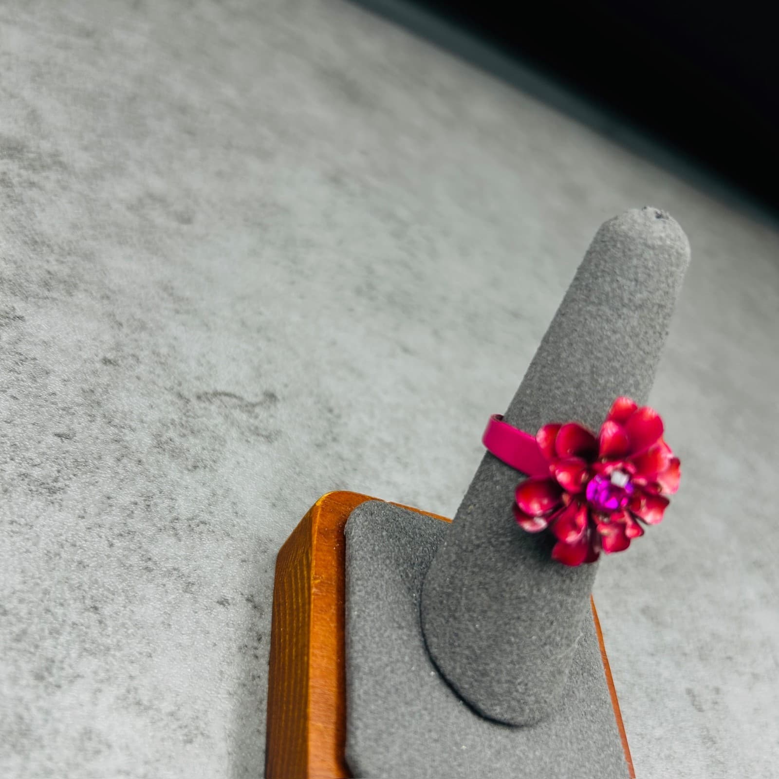 Vintage Pink Enamel Flower Ring w/ Fuchsia Rhinestone Center Statement - Thumbnail 6