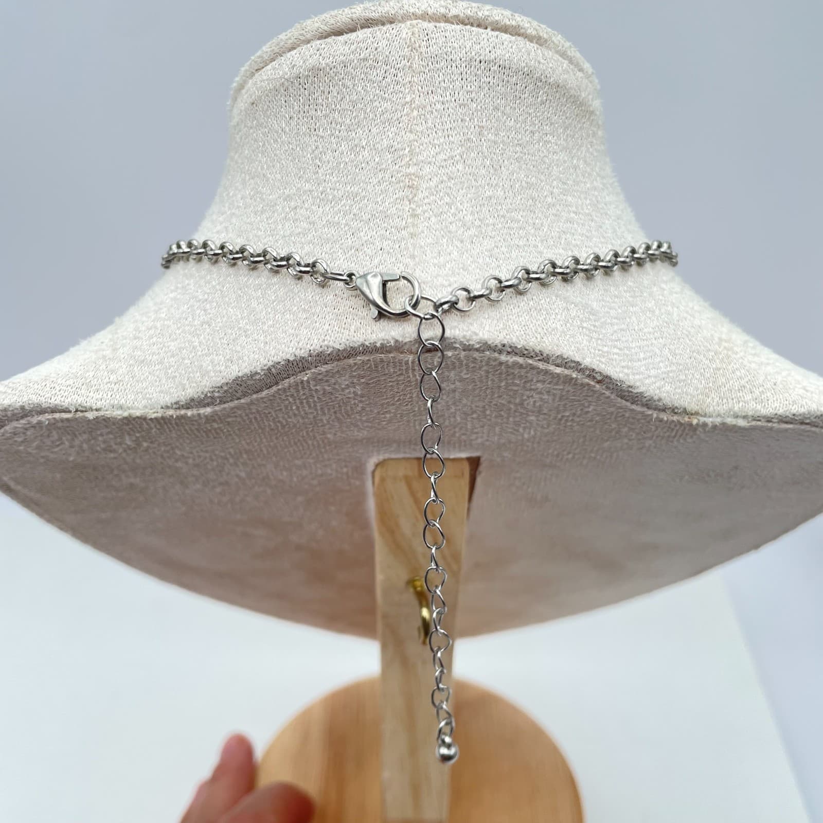 Vintage Silver-Tone Rolo Chain Blue Glass Beads Dolphin Pendant Lobster Necklace - Thumbnail 10