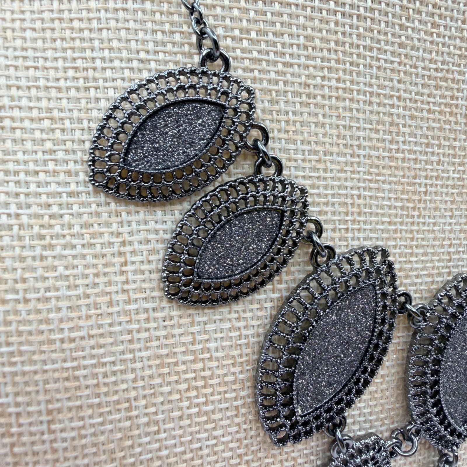 Vintage 90s Bib Necklace Gunmetal Shimmer Silver Marquise Statement Boho Jewelry - Thumbnail 3