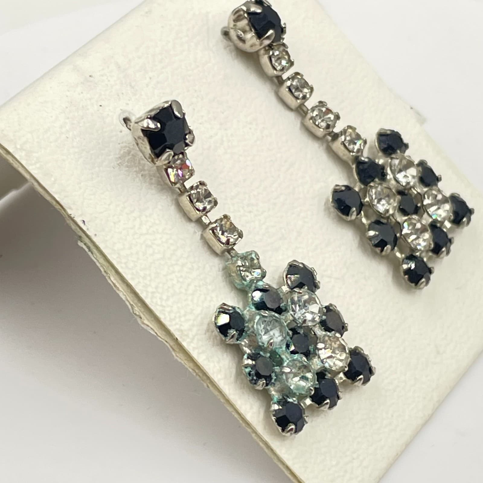 Vintage Silver-Tone Glamour Prong Rhinestone Beads Checkerboard Dangle Earrings - Thumbnail 4