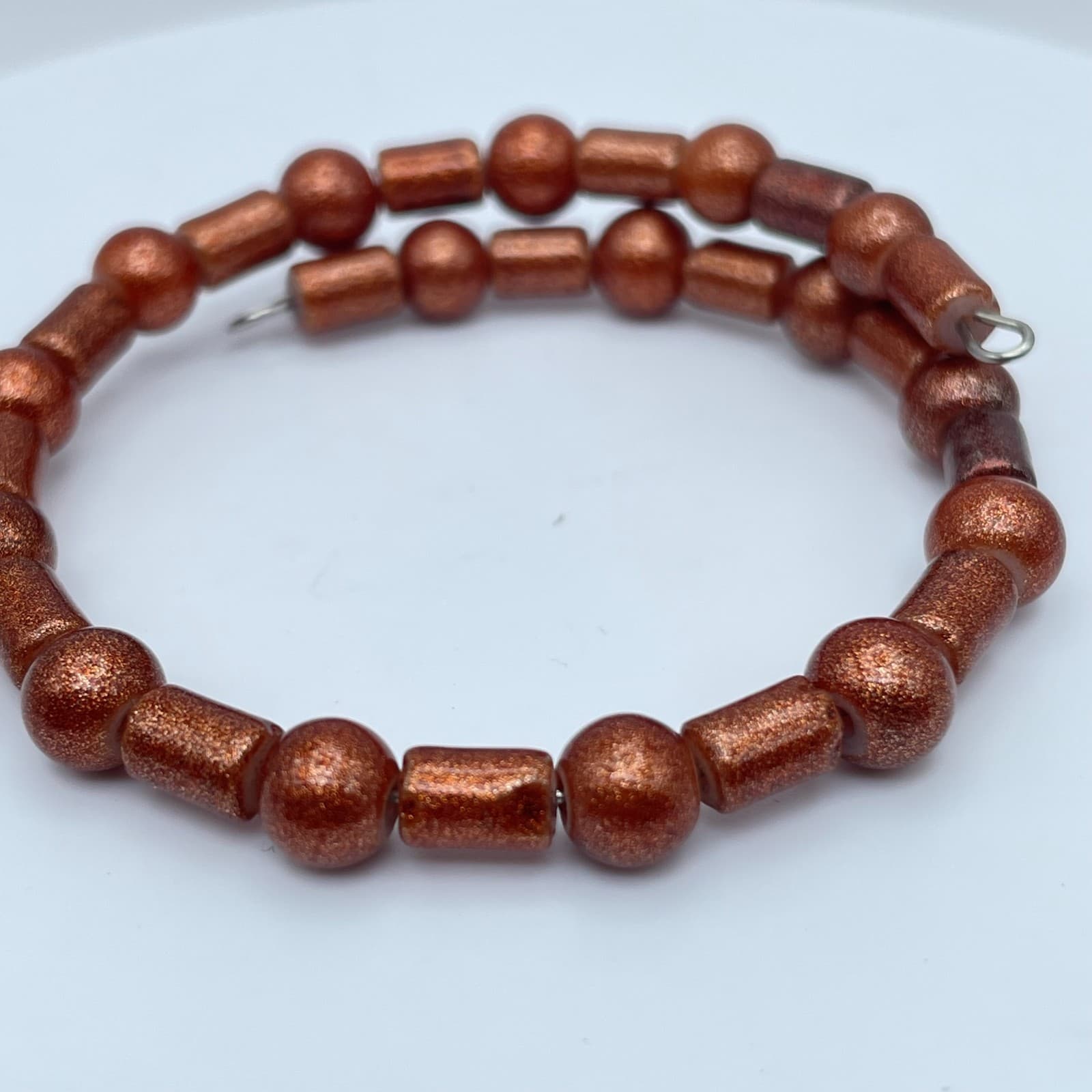 Y2K Silver-Tone Classic Glitter Goldstone Beaded Memory Wire Bracelet - Image 1