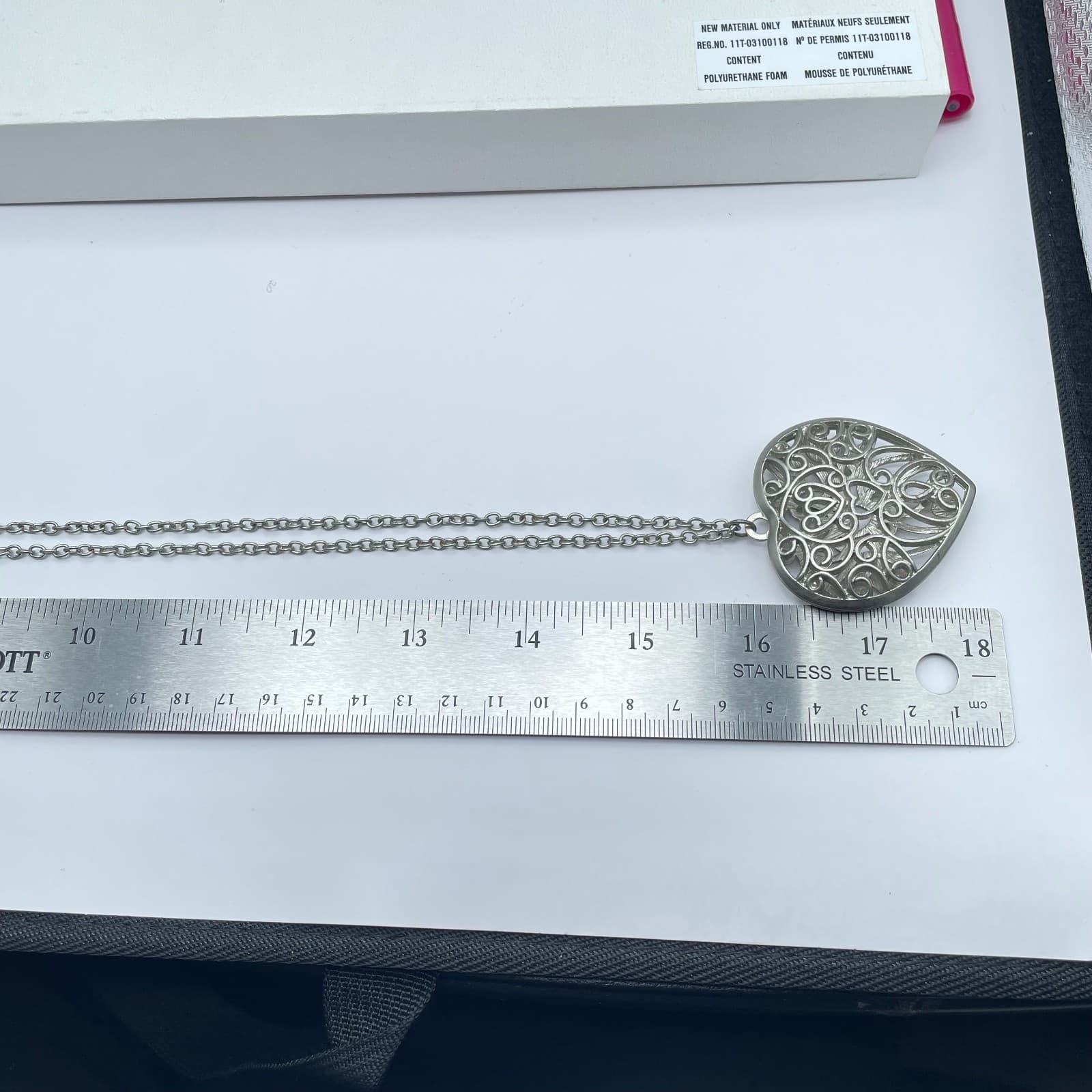 Y2K Silver Tone Filigree Heart Locket Necklace Scroll Design Romantic Pendant - Thumbnail 15