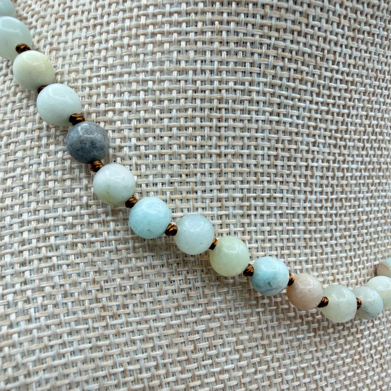 Vintage Y2K Gold Tone Beaded Knotted Necklace Women's Classic Fashion Jewelry - Thumbnail 3