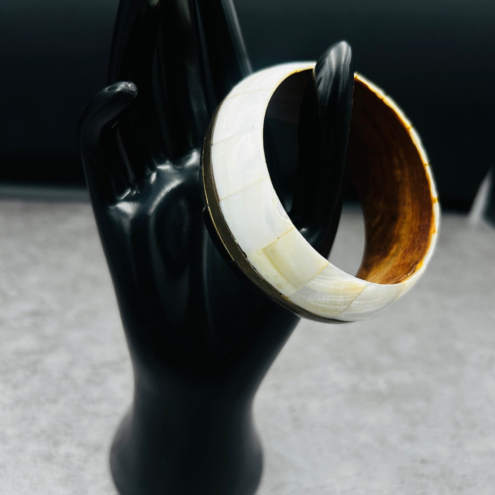 Vintage Inlaid Wood & Brass Bangle Bracelet Boho Artisan Style - Thumbnail 3