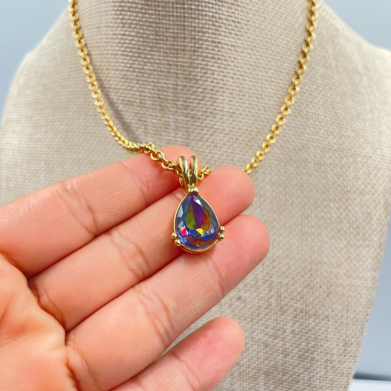 Gold-Tone Round Chain Rainbow-Colored Volcano Crystal Teardrop Pendant Necklace - Thumbnail 3