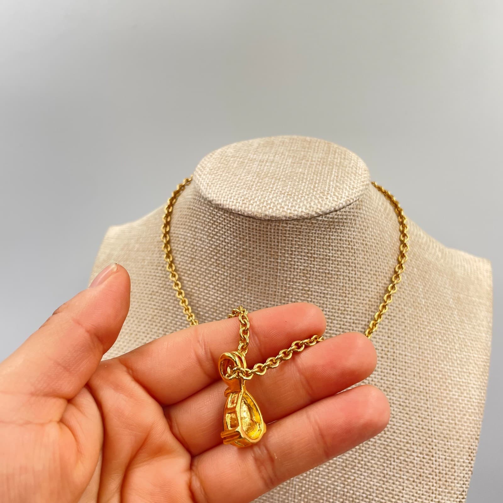 Gold-Tone Round Chain Rainbow-Colored Volcano Crystal Teardrop Pendant Necklace - Thumbnail 5