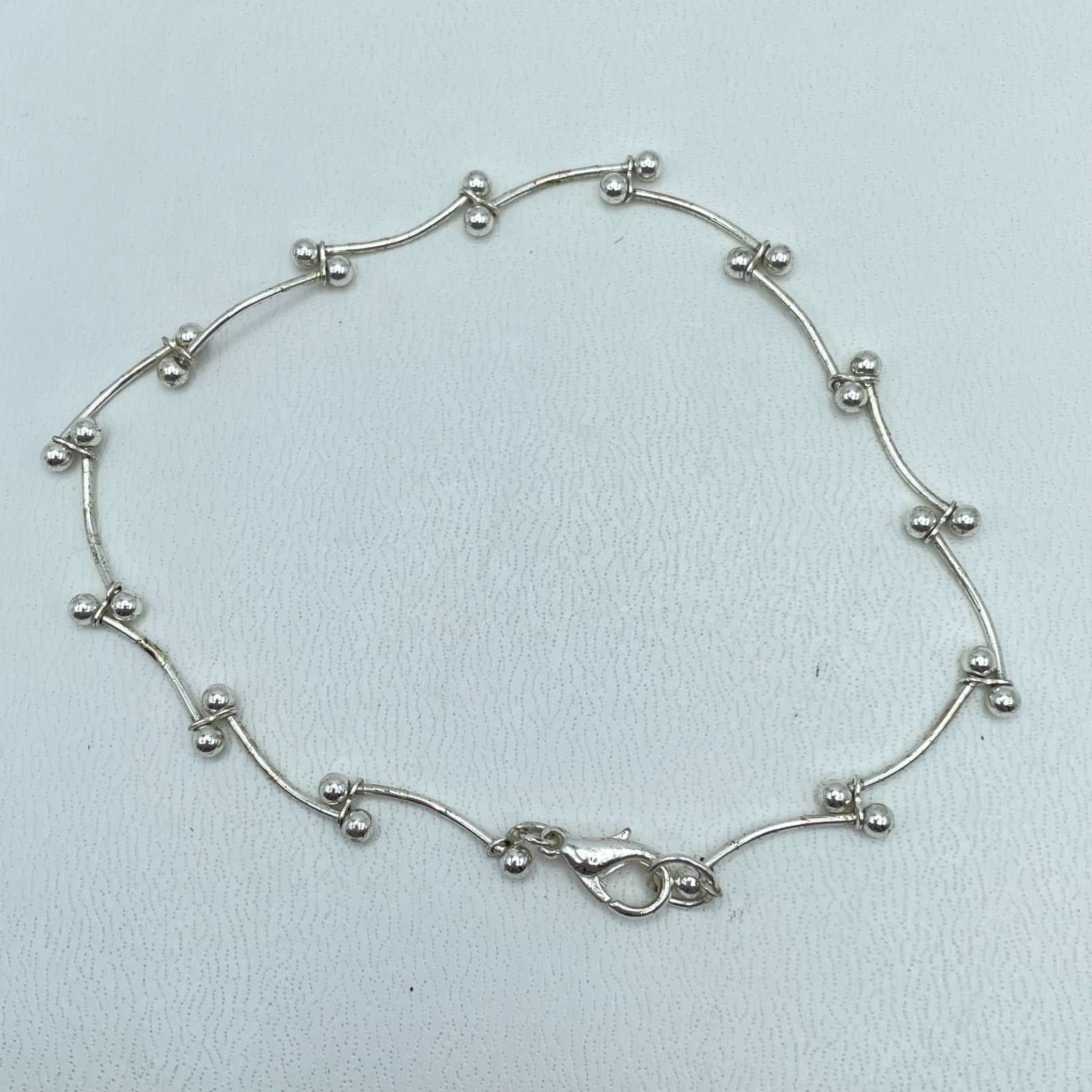 Contemporary Silver-Tone Classic Curved Dainty Bars Ball Link Lobster Bracelet - Thumbnail 7