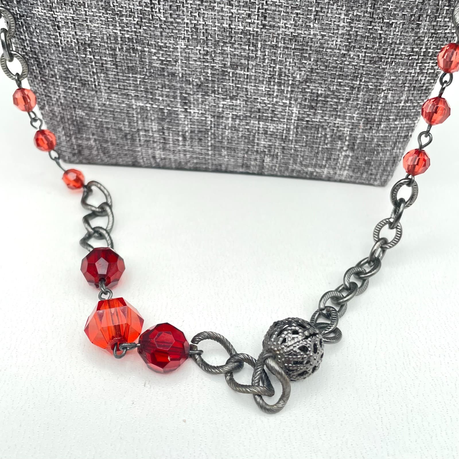 Vintage 1928 Gunmetal-Tone Victorian Faceted Glass Bead Station Lobster Necklace - Thumbnail 9