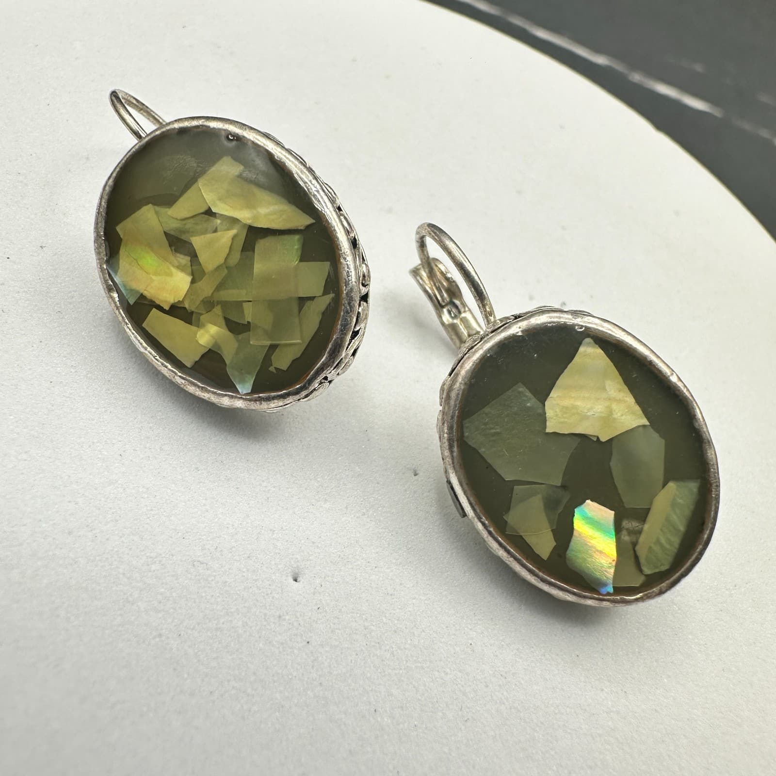 Vintage Mother-of-Pearl Mosaic Oval Earrings Silver Tone Boho Art Deco - Image 1