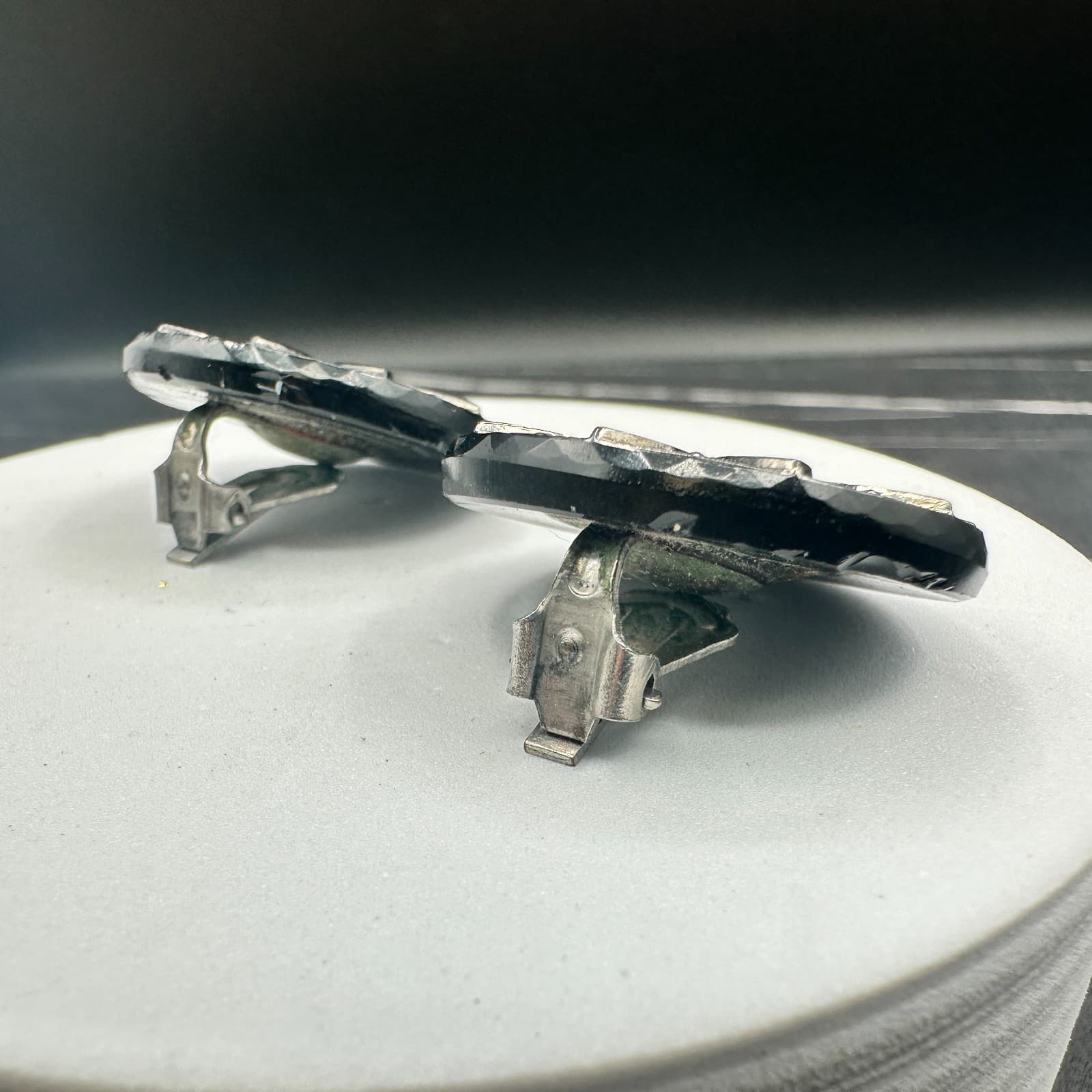 Vintage Black Enamel Sunburst Earrings Silver Tone Bold Retro Style - Thumbnail 6