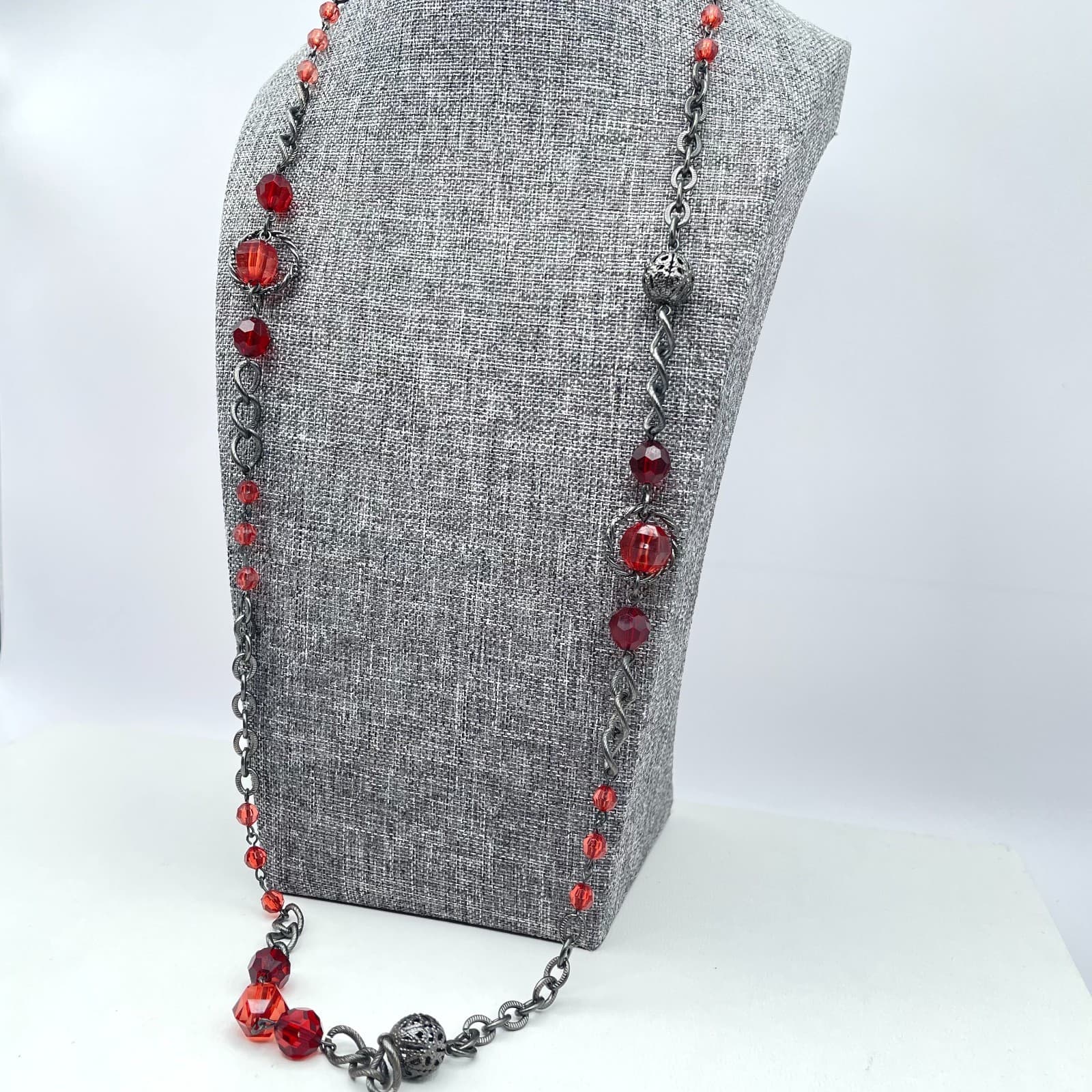 Vintage 1928 Gunmetal-Tone Victorian Faceted Glass Bead Station Lobster Necklace - Thumbnail 5