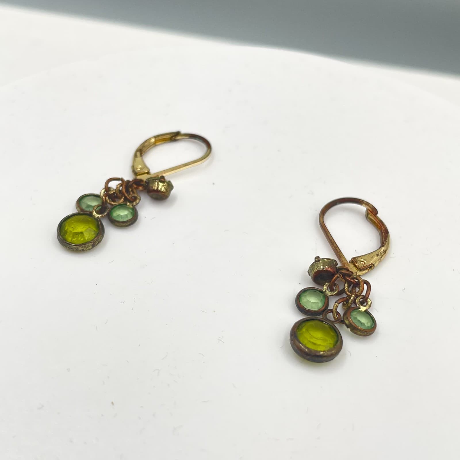 Gold-Tone Fashion Faceted Green Tiered Cluster Crystal Dangle Hinged Earrings - Thumbnail 2
