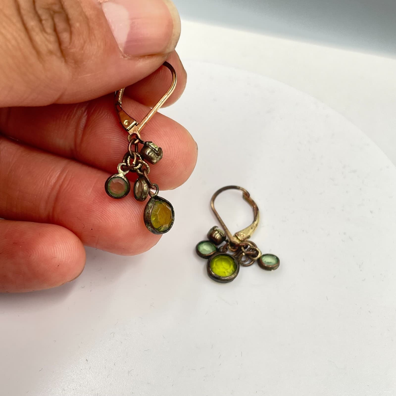 Gold-Tone Fashion Faceted Green Tiered Cluster Crystal Dangle Hinged Earrings - Thumbnail 3